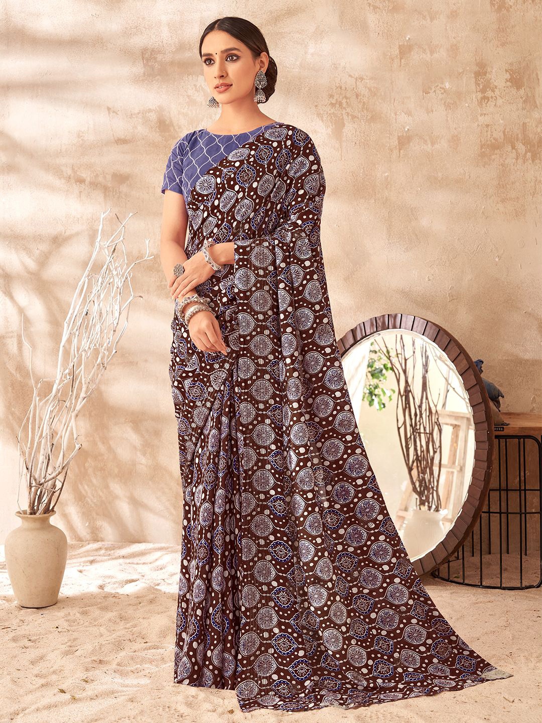 

SARHA Ethnic Motifs Printed Pure Georgette Saree, Brown