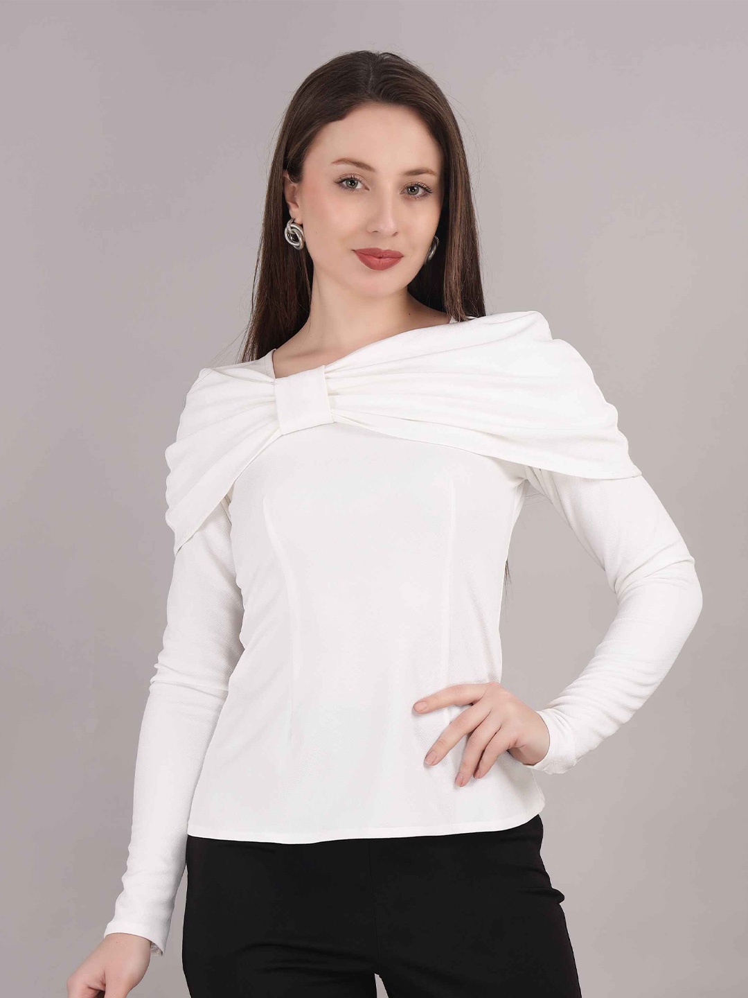 

Misverse Crepe Top, White
