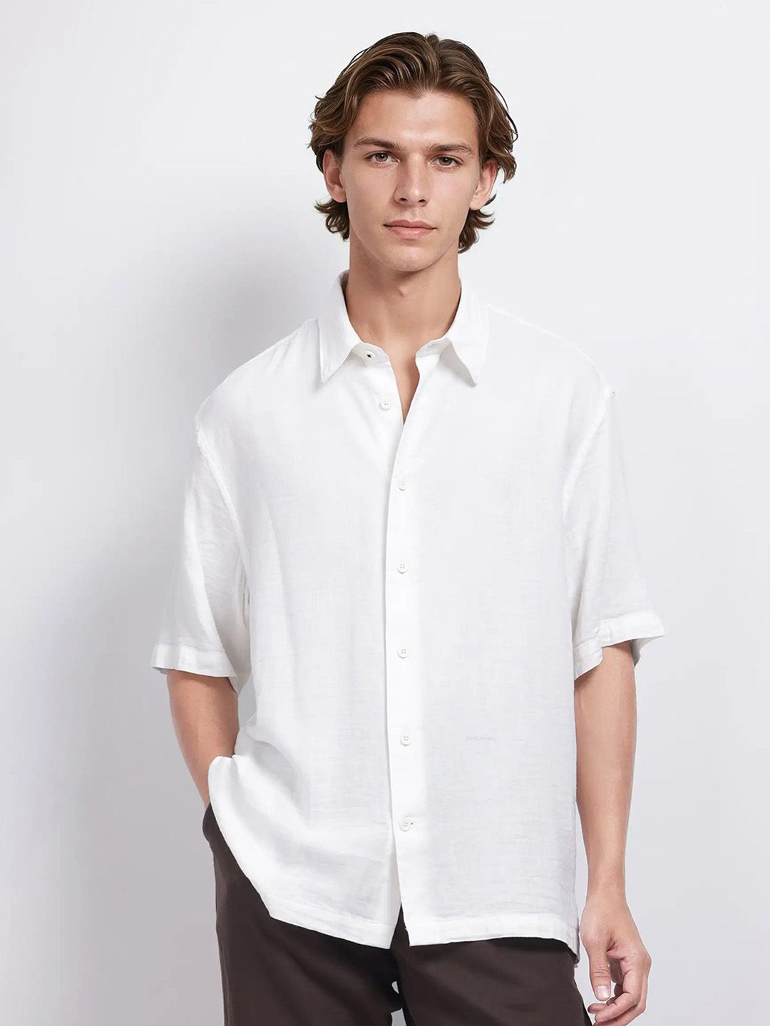 

RARE RABBIT Men Comfort Boxy Opaque Casual Shirt, White