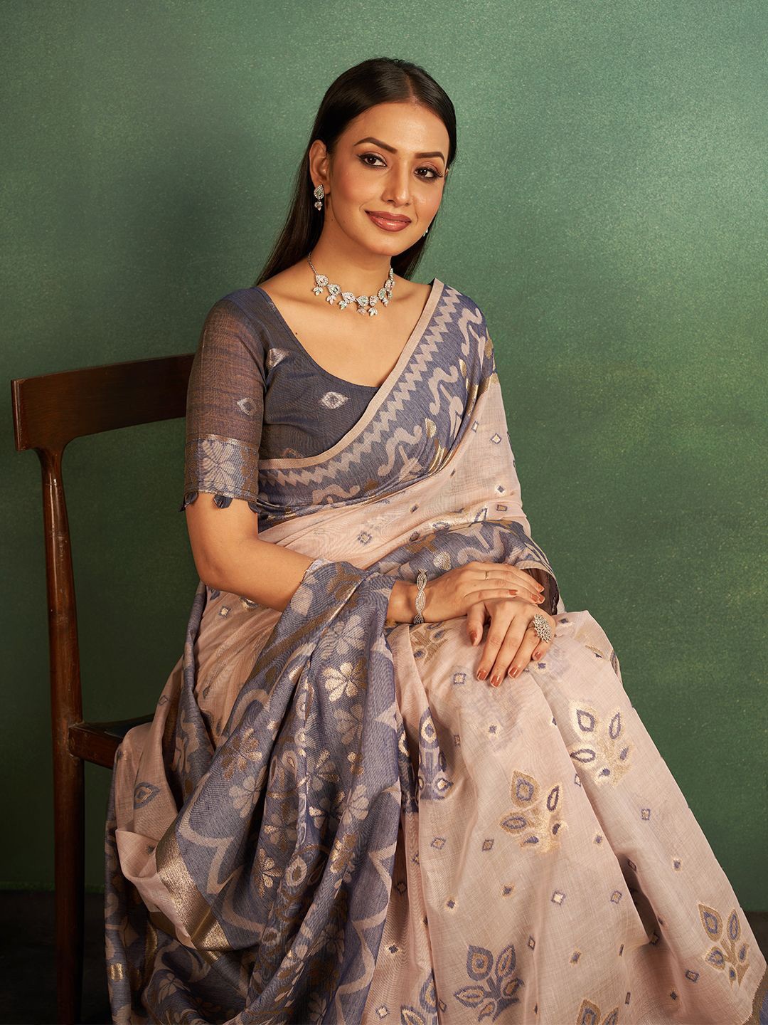

SARHAFloral Woven Chanderi Saree, Purple