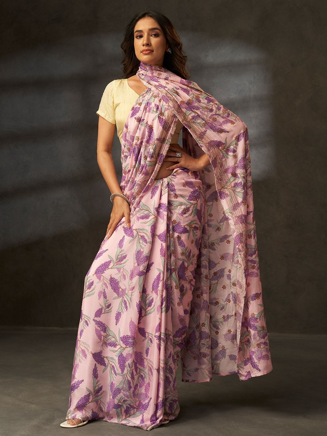 

SARHAFloral Sequinned Georgette Saree, Pink