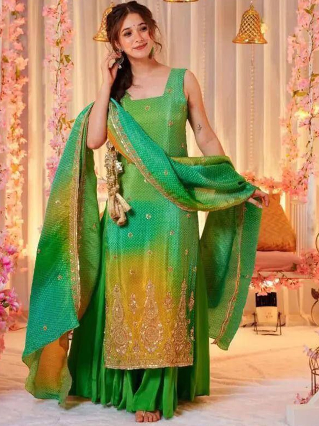 

Bought First Bandhani Printed Square Neck Thread Work Kurta With Palazzo & Dupatta, Green