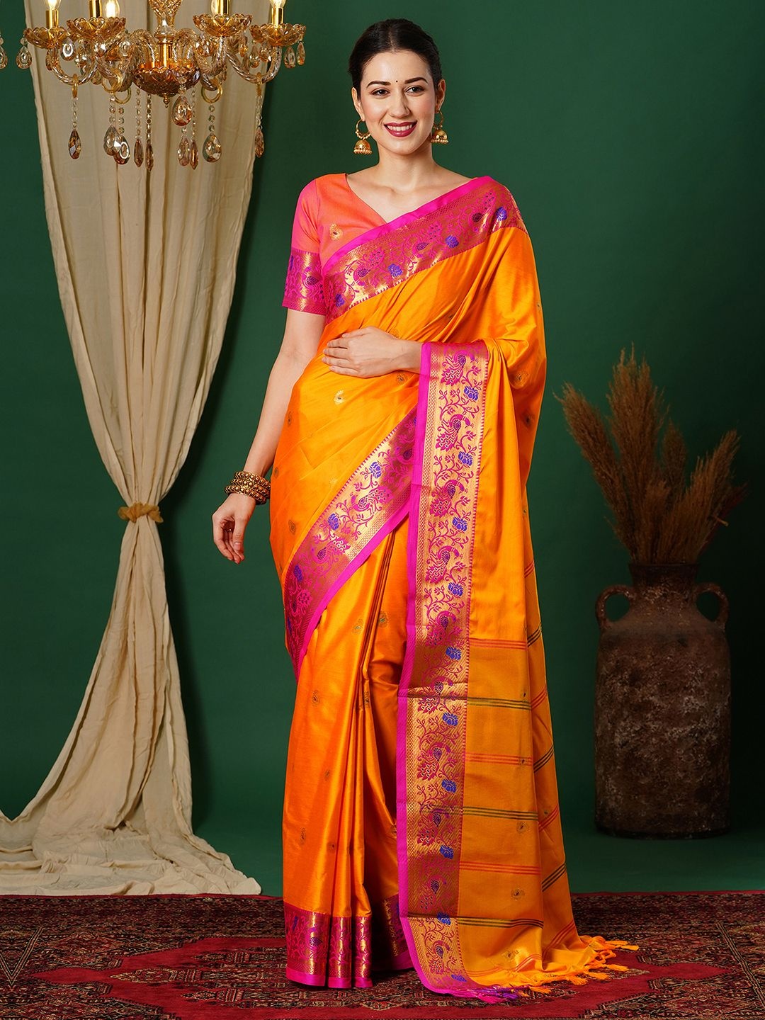 

Sangria Woven Design Saree With Blouse Piece, Yellow