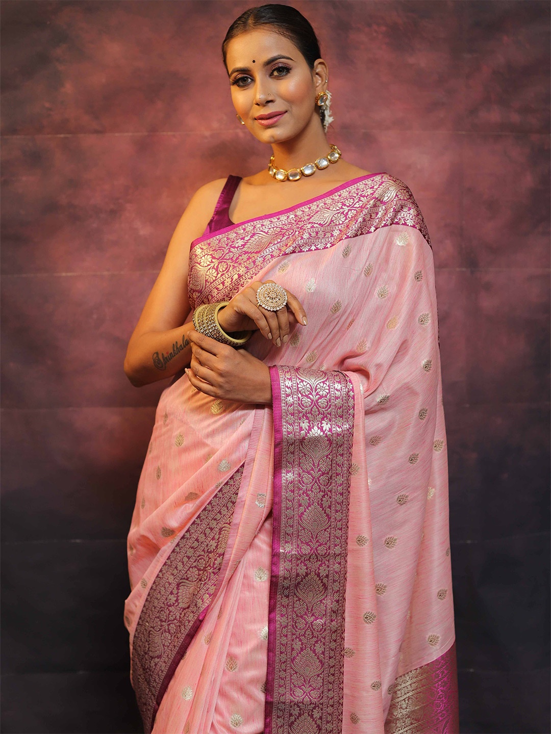 

Banarasee Woven Design Zari Banarasi Saree, Pink