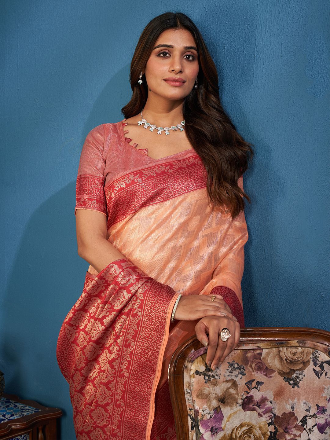 

SARHAEthnic Motifs Woven Saree, Peach
