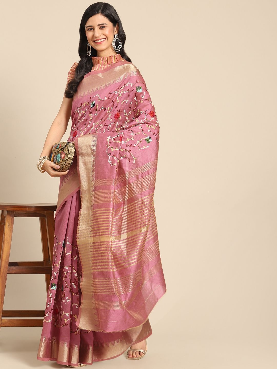 

DIVASTRI Floral Embroidered Banarasi Saree, Pink