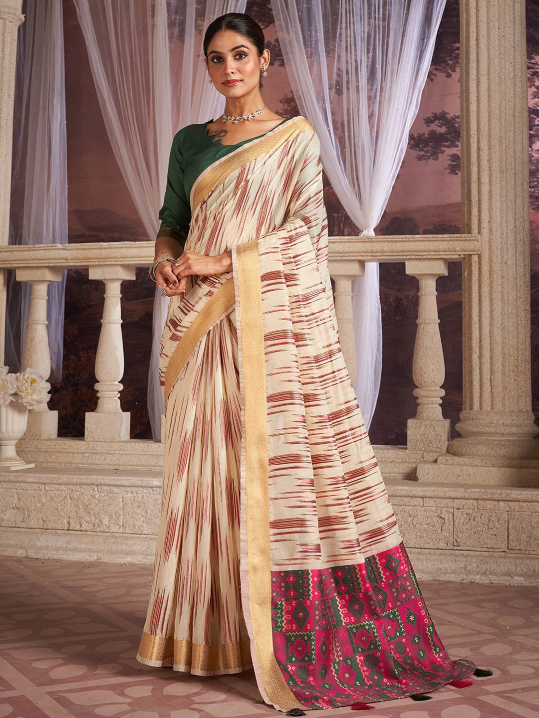 

SARHAFloral Woven Chanderi Saree, Cream