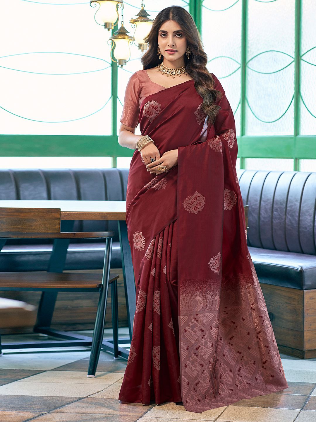 

Sangria Woven Design Banarasi Saree With Blouse Piece, Maroon