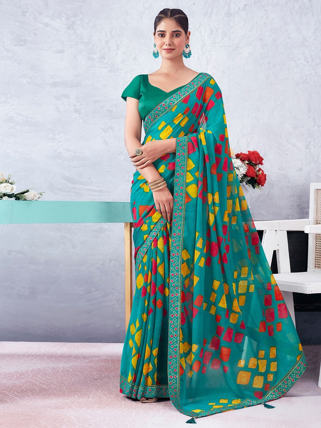 

Sangria Printed Saree WithBlousePiece, Green