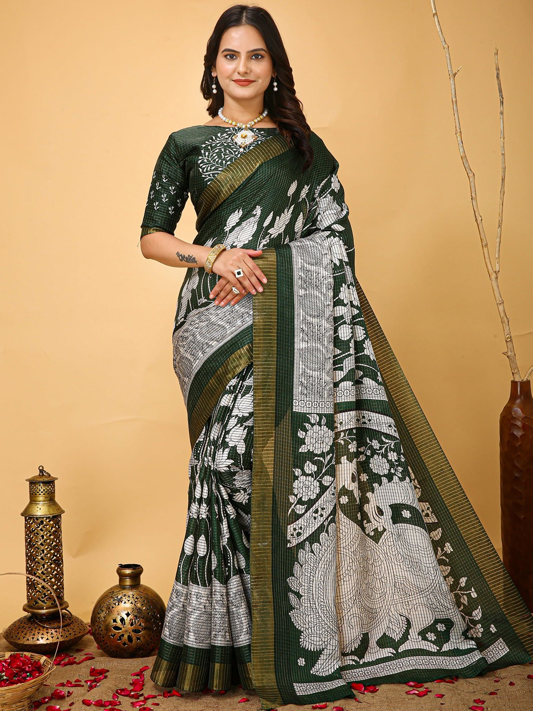 

V3 FASHION STUDIO Ethnic Motifs Zari Art Silk Banarasi Saree, Green