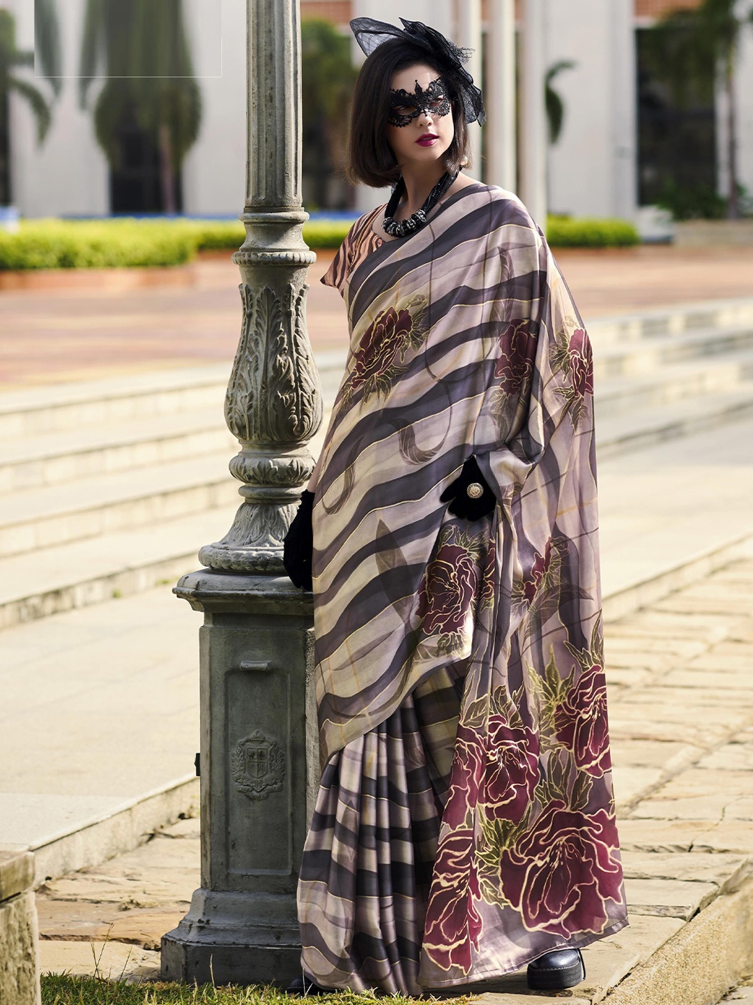 

MAHALASA Printed Saree With Unstitched Blouse Piece, Beige