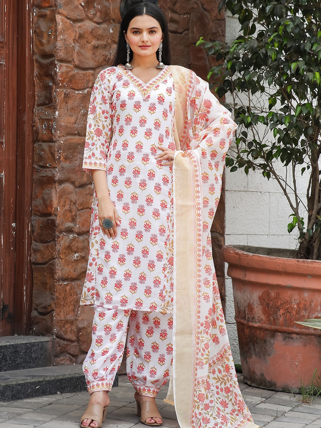 

NIZA FASHION Women Floral Embroidered Regular Kurta with Trousers & With Dupatta, Orange