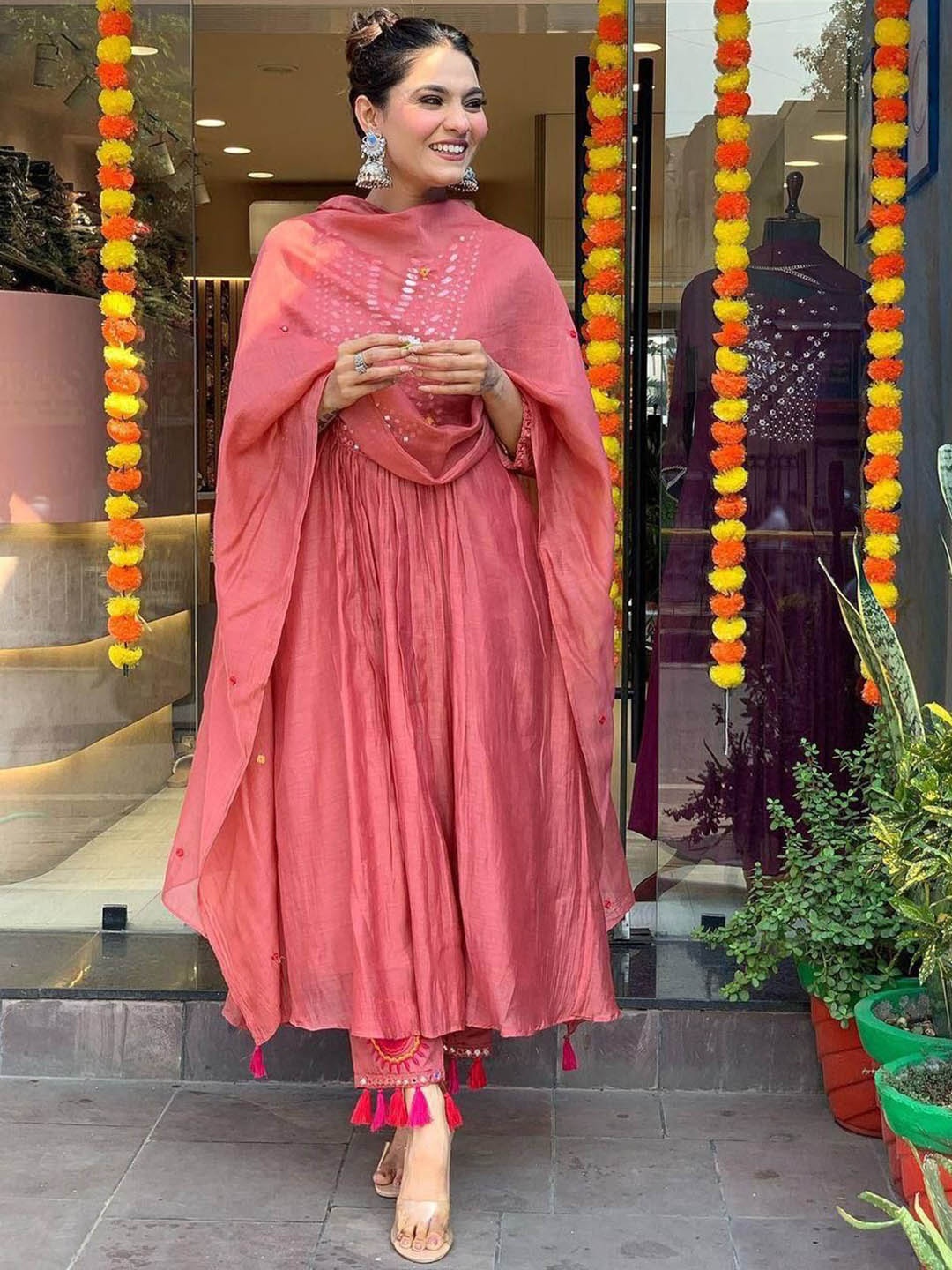 

Bought First Geometric Yoke Design Pleated Mirror Work Kurta With Trouser & Dupatta, Peach