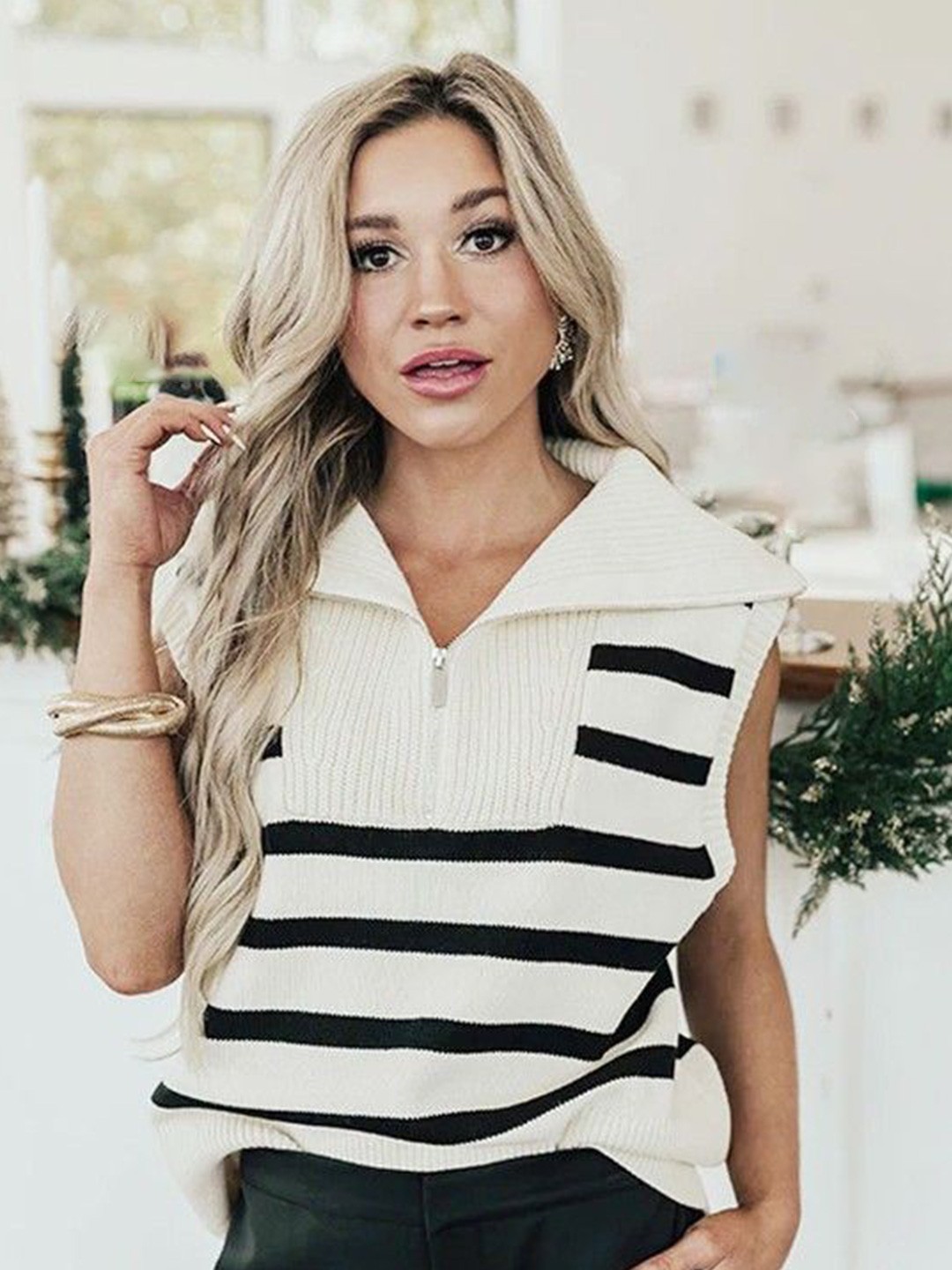 

HERE&NOW Striped Peter Pan Collar Top, White