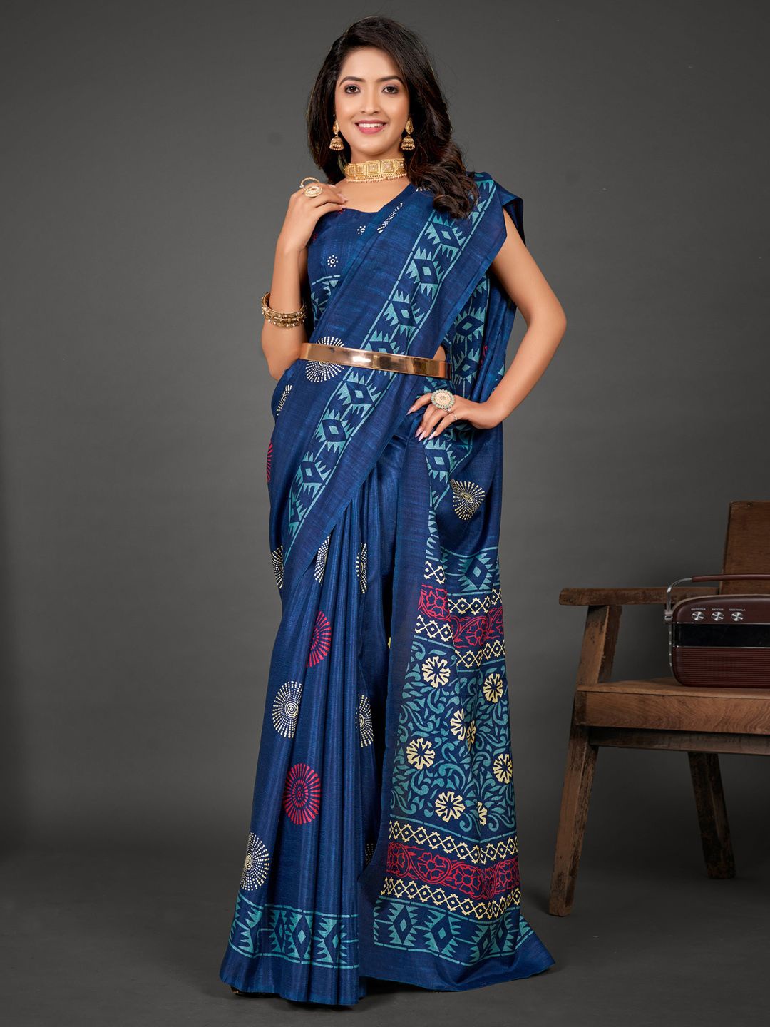 

Mitera Ethnic Motifs Bagru Saree, Navy blue
