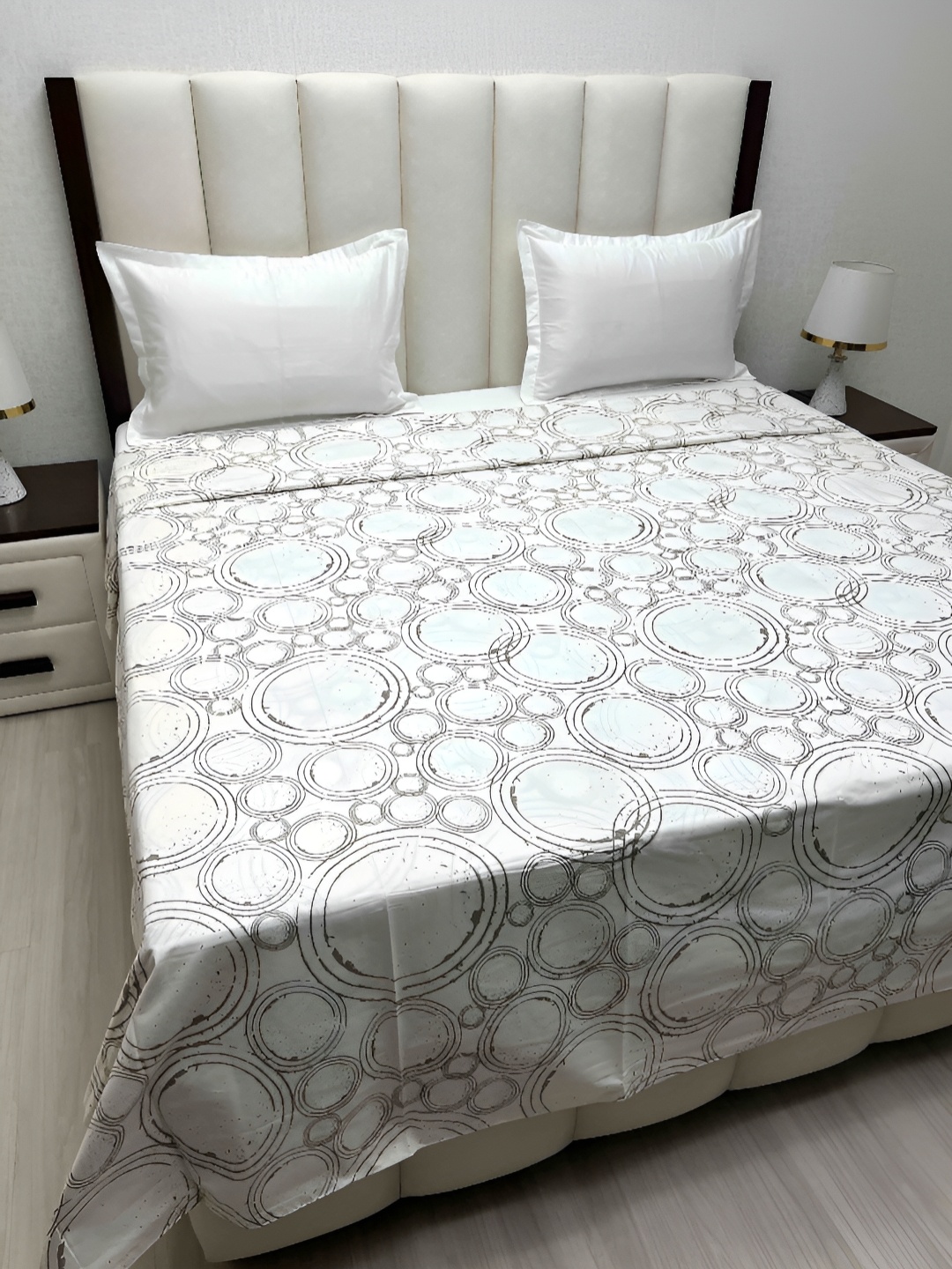 

Pure Decor Beige & Grey Printed Pure Cotton King Size Duvet Cover