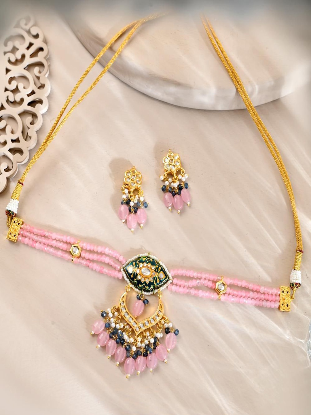 

STYYO Gold-Plated Kundan Studded Jewellery Set