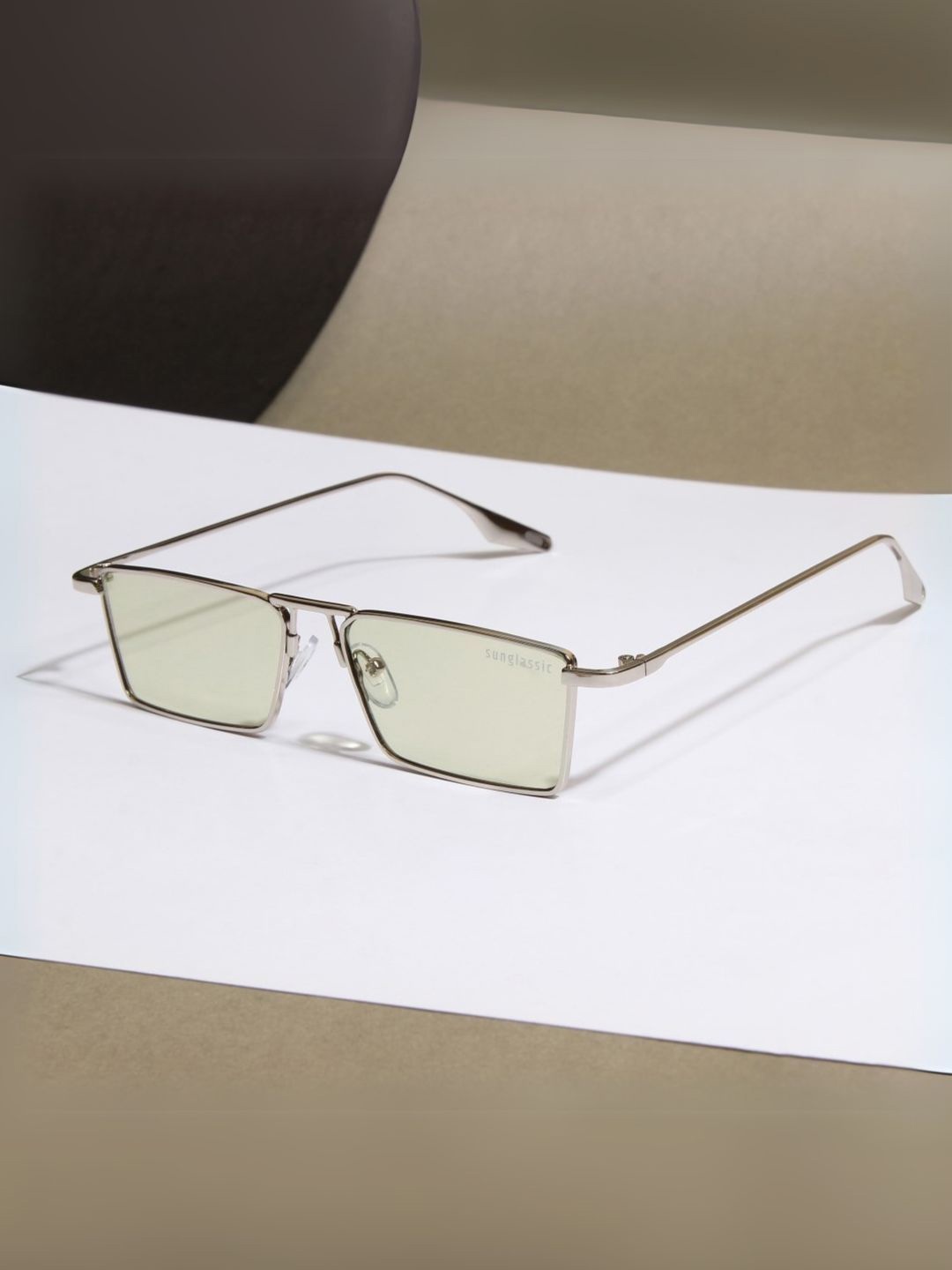 

SUNGLASSIC Unisex Rebel Silver Green Rectangle Sunglasses