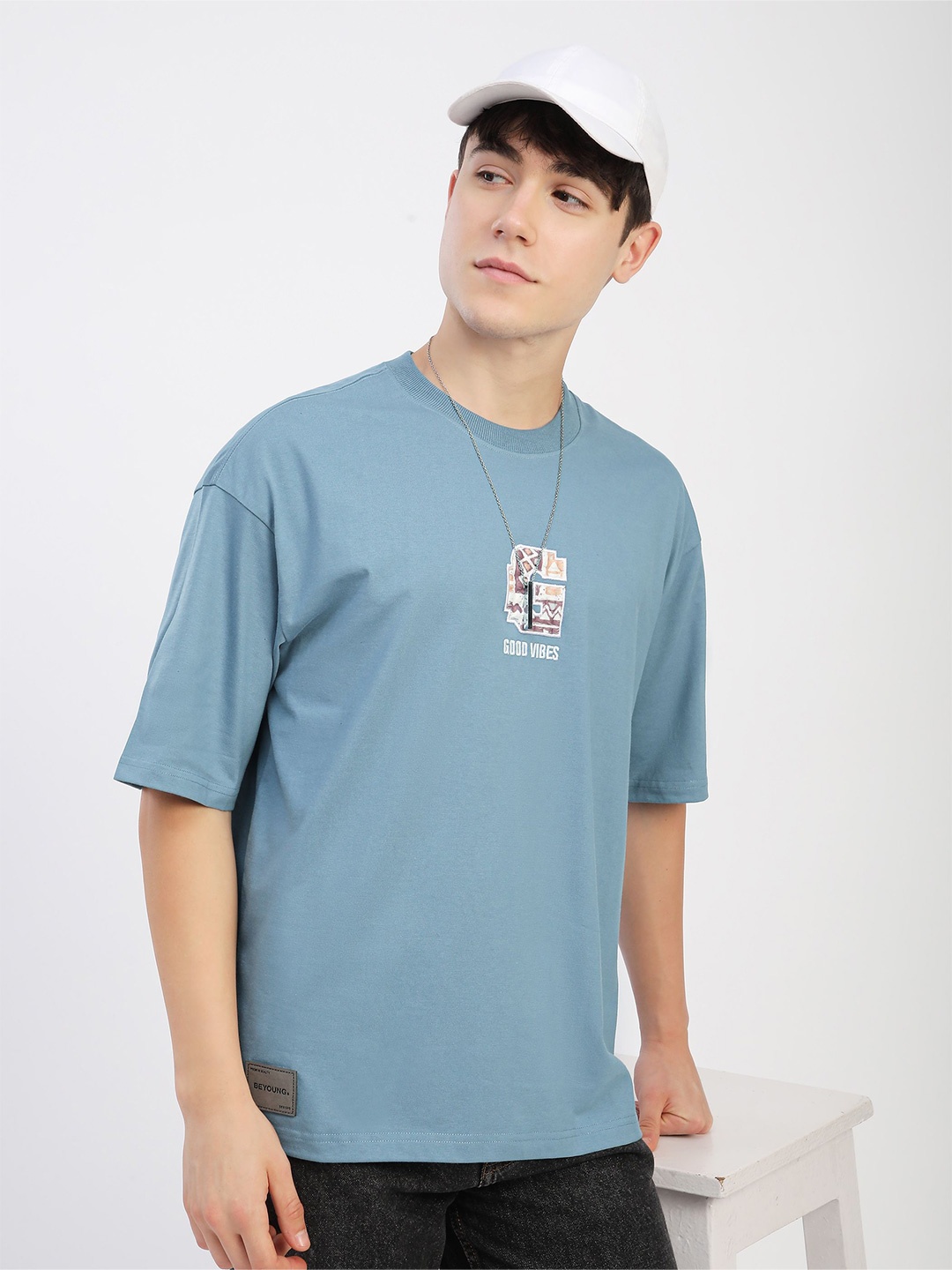

Beyoung Men Applique T-shirt, Blue