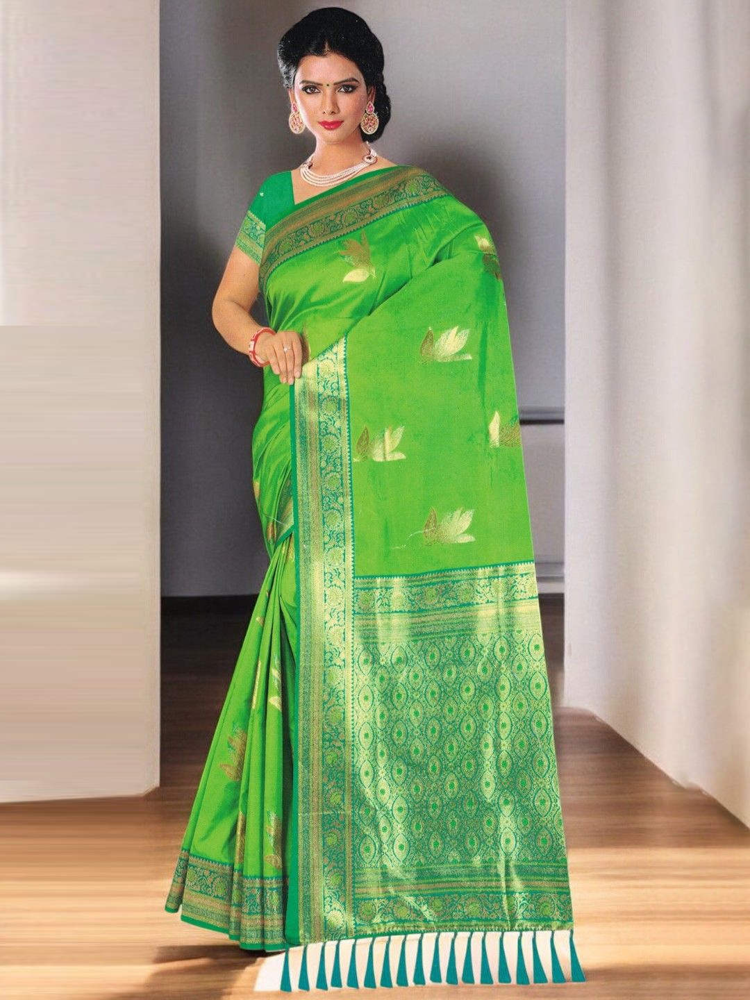 

SHOPPKEE Ethnic Motifs Zari Silk Blend Paithani Saree, Lime green