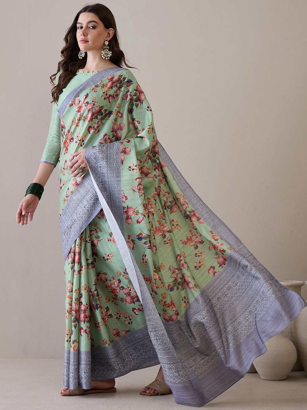 

Mitera Floral Silk Blend Bagru Saree, Green