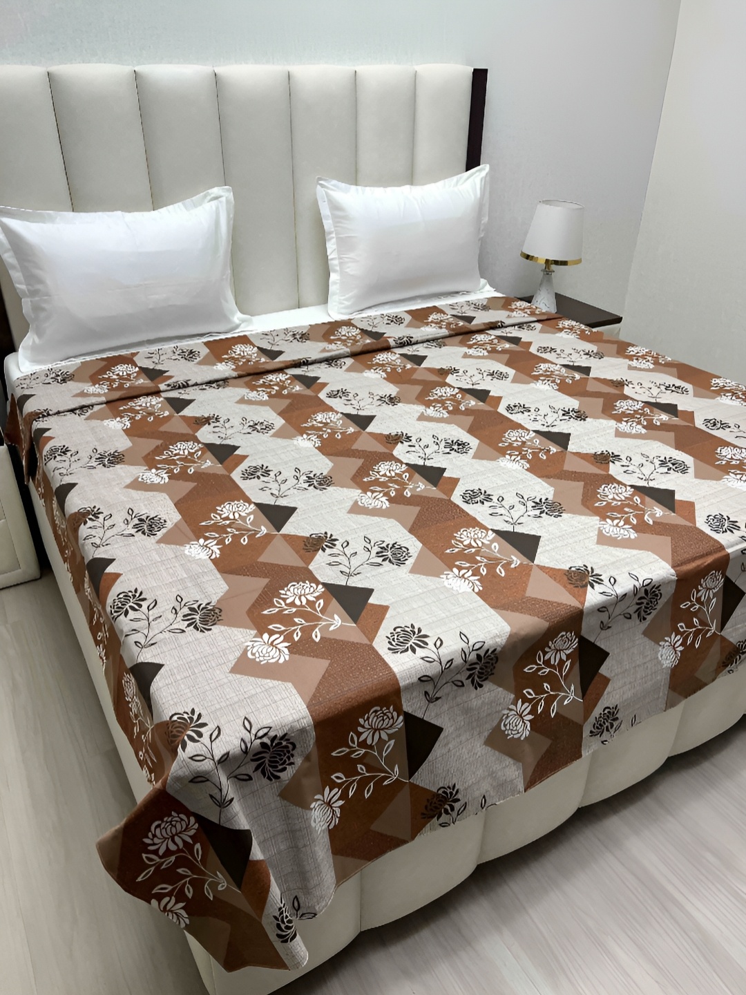 

Pure Decor Brown & White Printed Pure Cotton King Duvet Cover