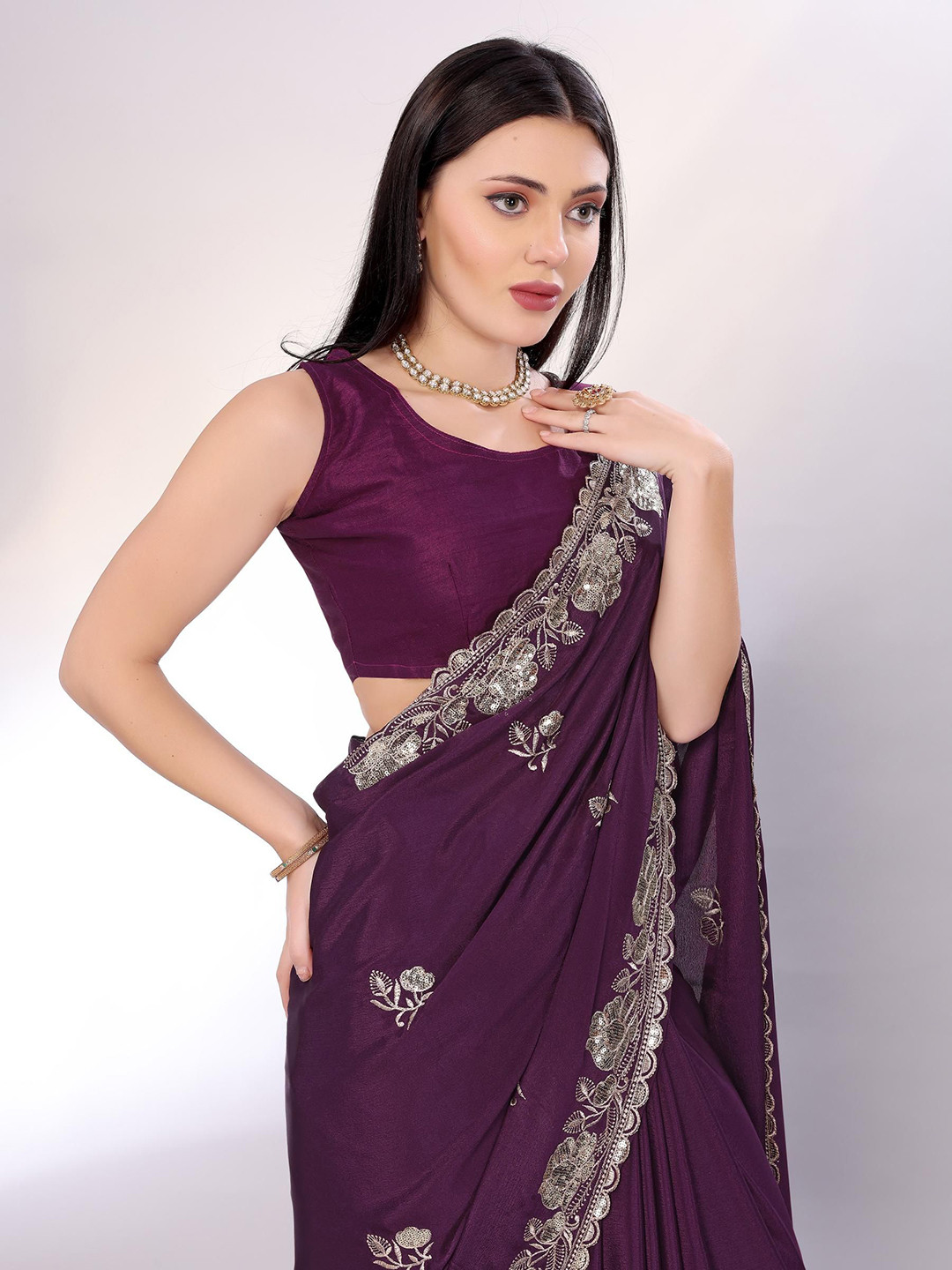 

HERE&NOW Embellished Embroidered Designer Saree, Purple
