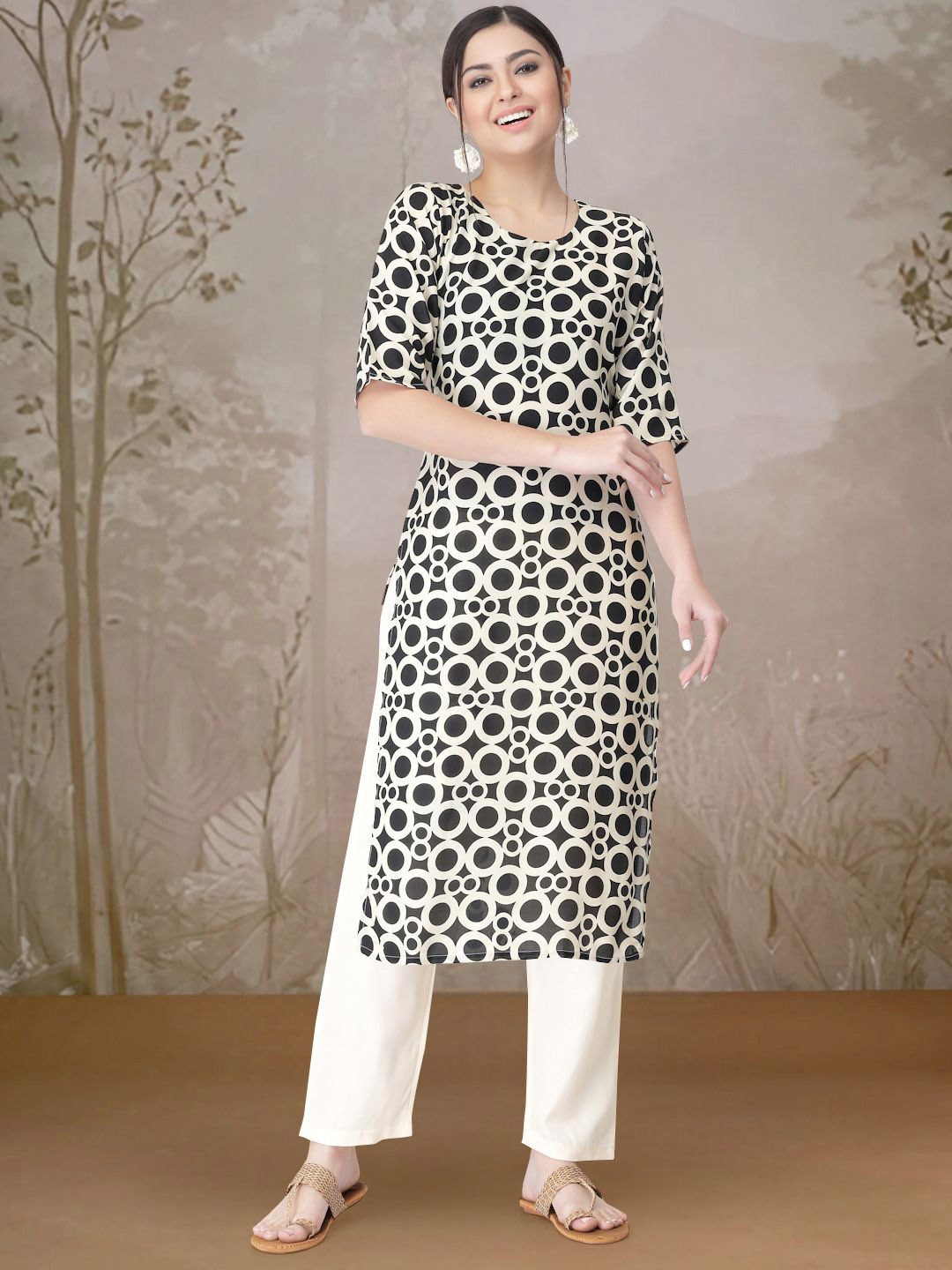 

Moda Rapido Geometric Printed Round Neck Straight Kurta With Trousers, Black