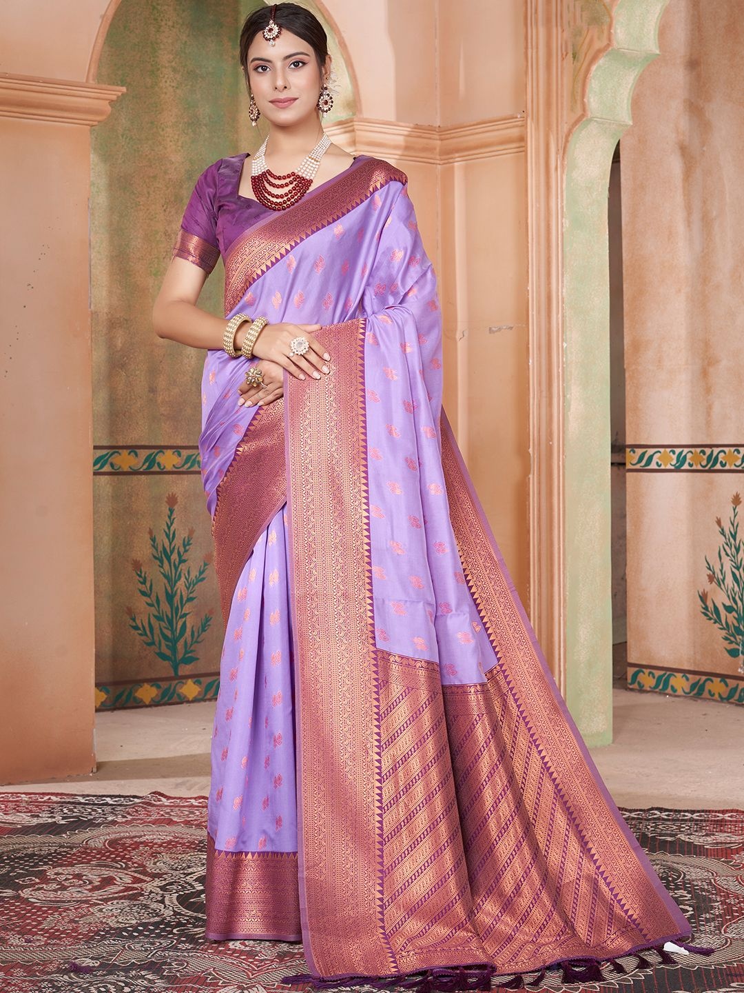 

DIVASTRI Woven Design Zari Silk Blend Kanjeevaram Saree, Lavender