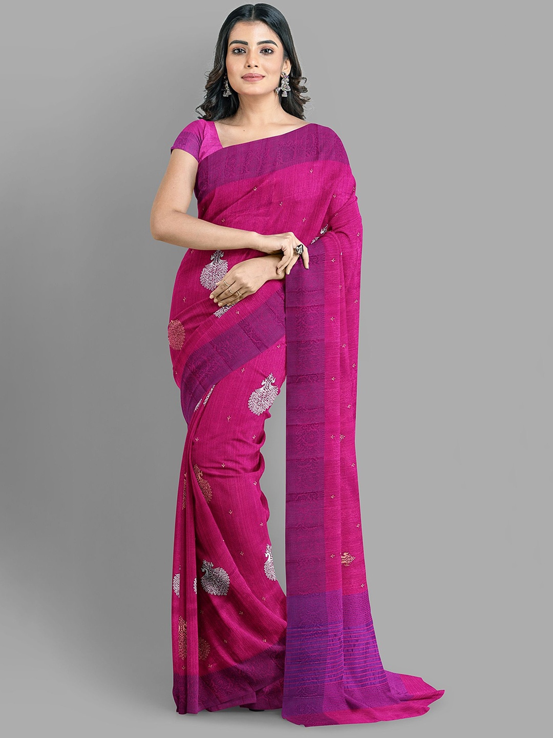 

The Chennai Silks Floral Jute Cotton Banarasi Saree, Magenta
