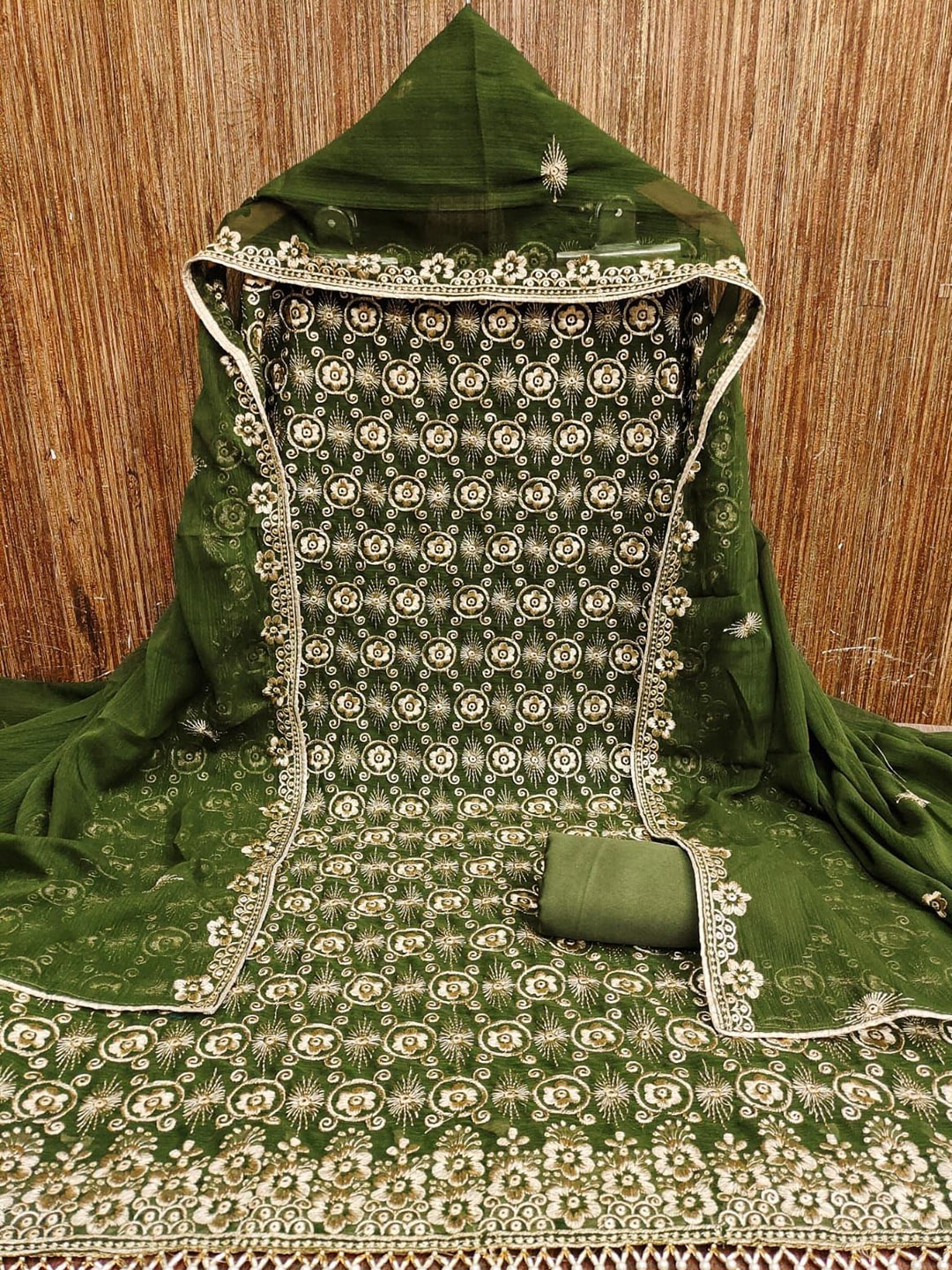 

ZEEPKART Unstitched Dress Material, Green