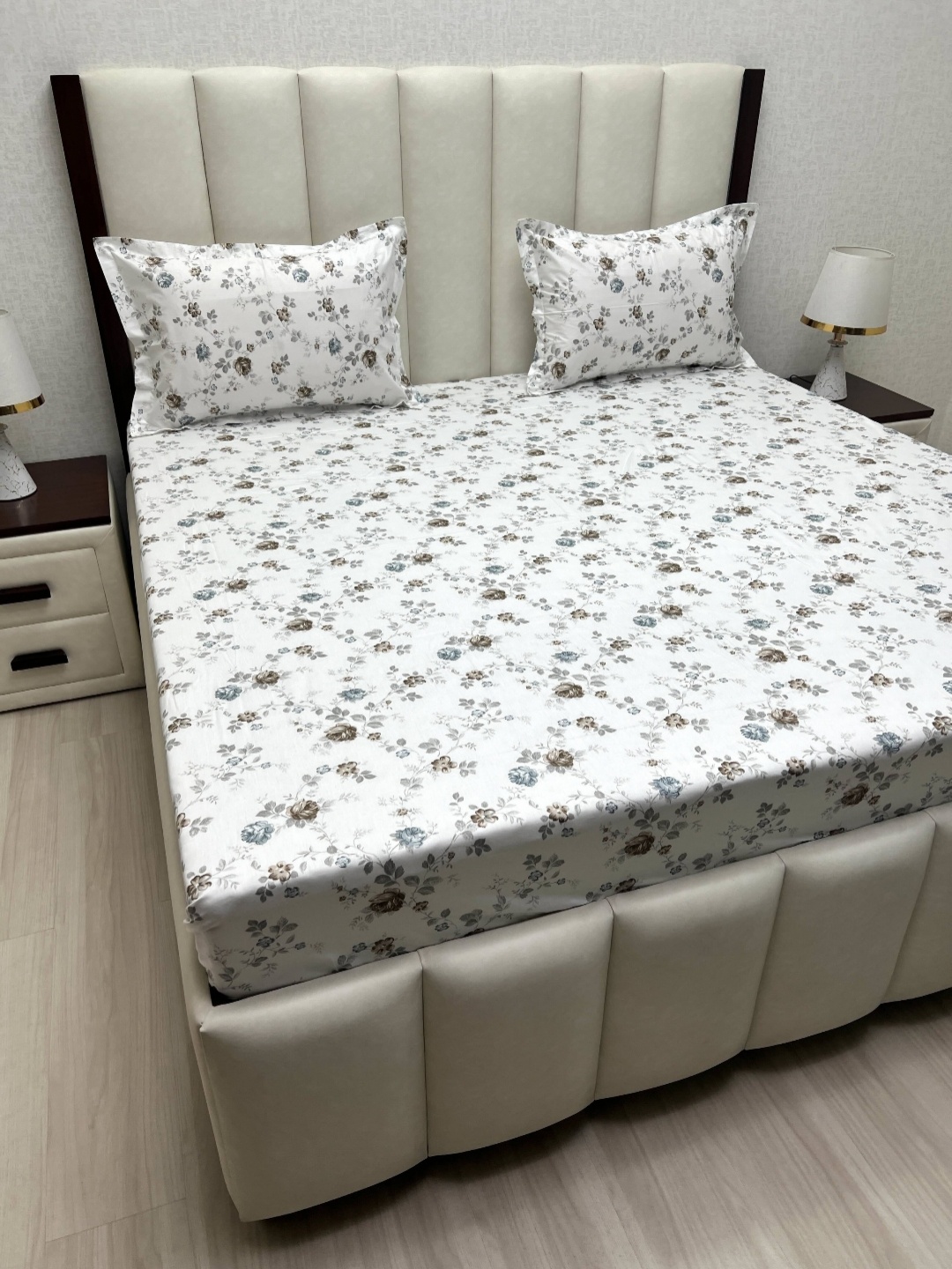 

Pure Decor White & Grey Floral 250 TC King Bedsheet with 2 Pillow Covers