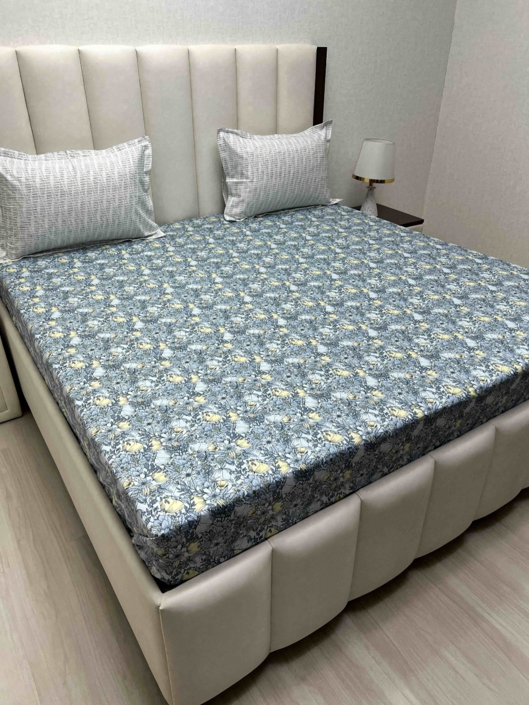 

Pure Decor Blue & Yellow Floral 400 TC King Bedsheet with 2 Pillow Covers