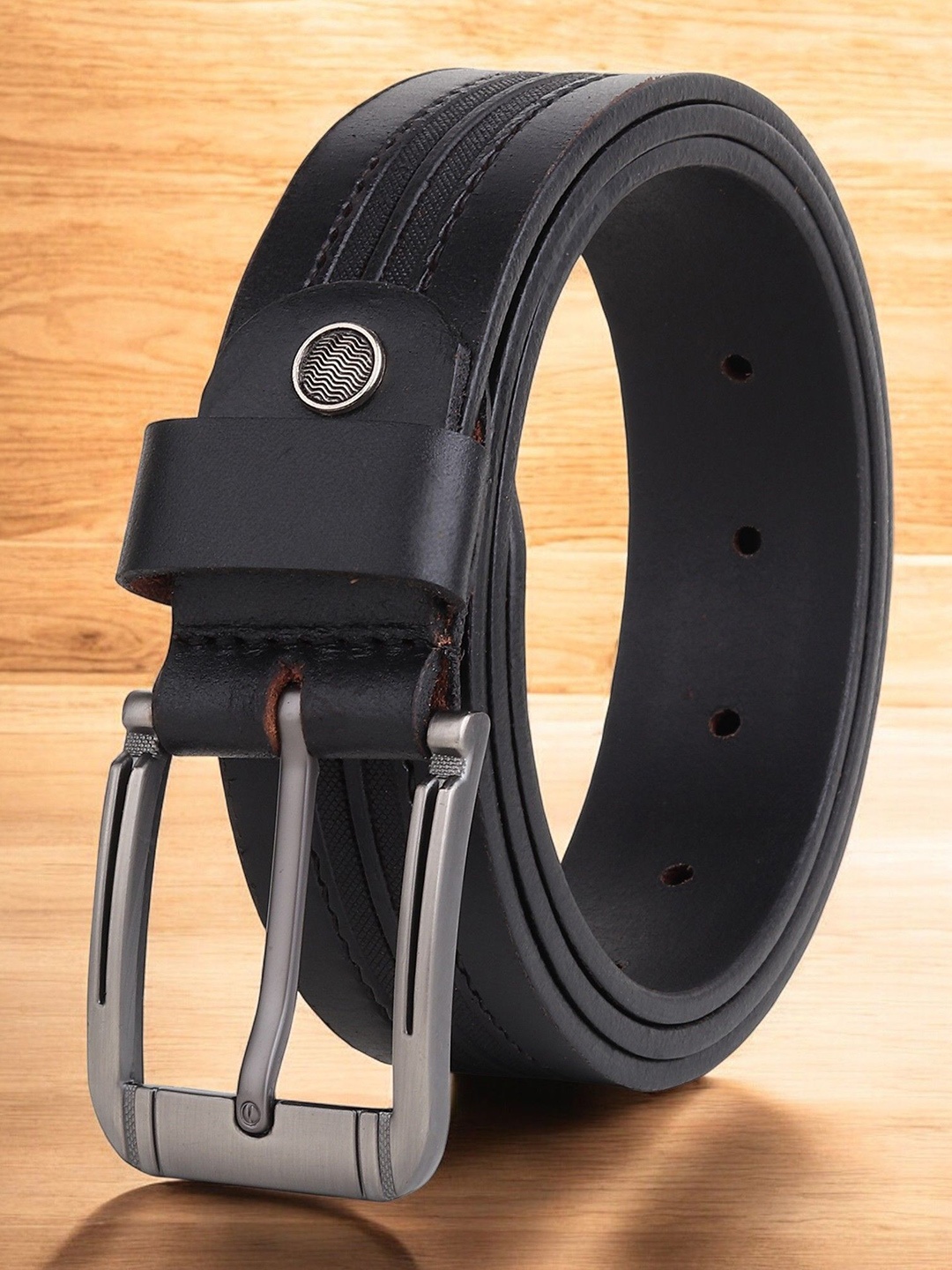

Metronaut Men Textured Leather Formal Belt, Black