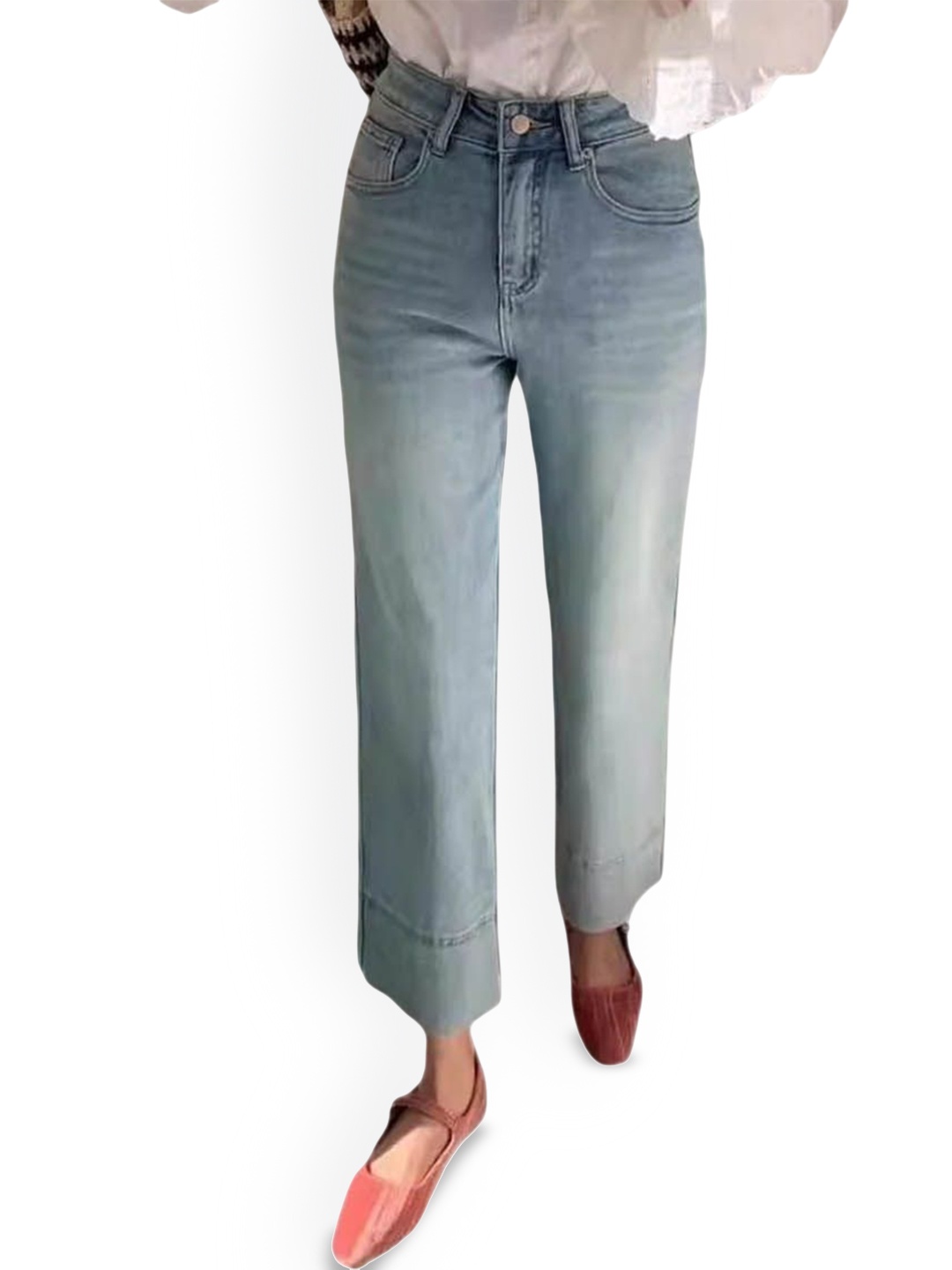 

StyleCast Women Low Distress Light Fade Jeans, Blue