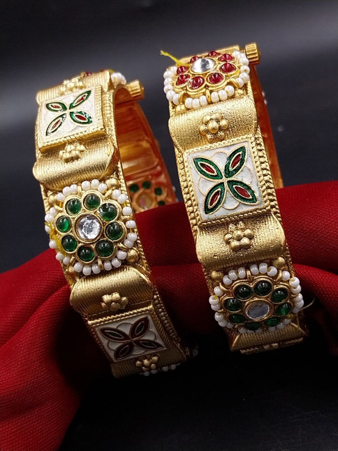 

AARNAA Set of 2 Gold-Plated Artificial Stone-Studded & Beaded Bangles