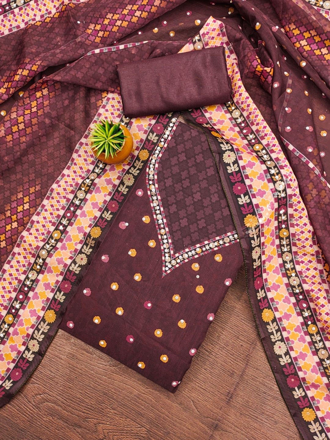 

SAINOOR Floral Printed Organza Semi-Stitched Dress Material, Maroon