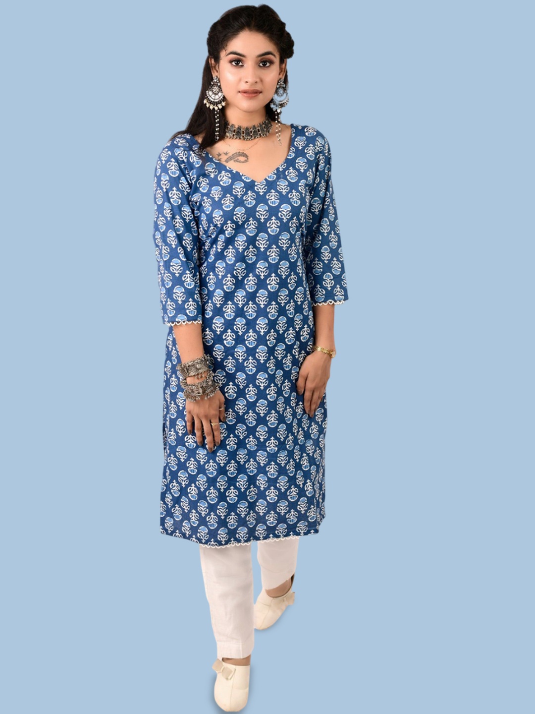 

KELLPAR Women Floral Printed Regular Pure Cotton Kurta with Trousers, Blue