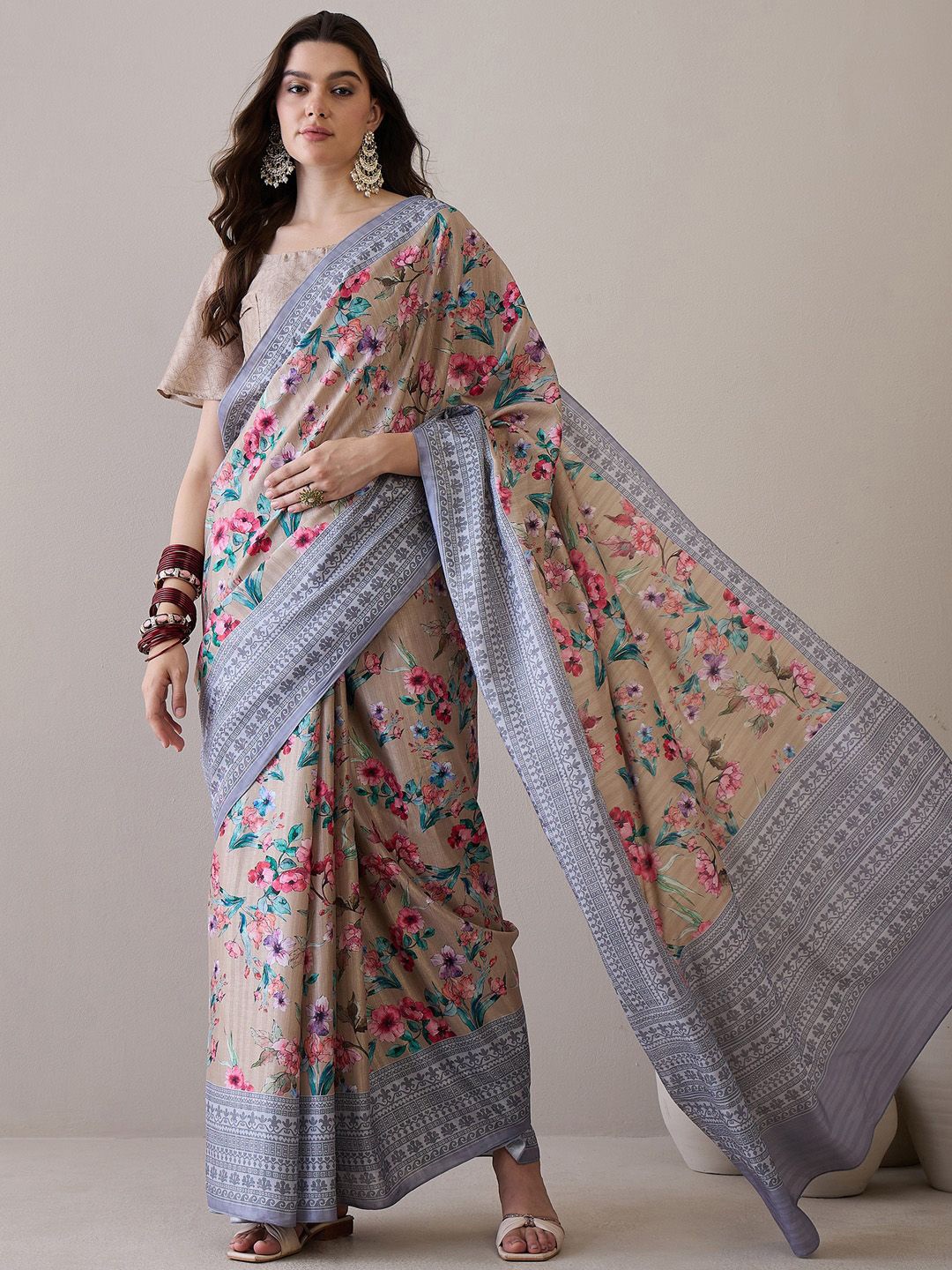 

Mitera Floral Silk Blend Bagru Saree, Beige