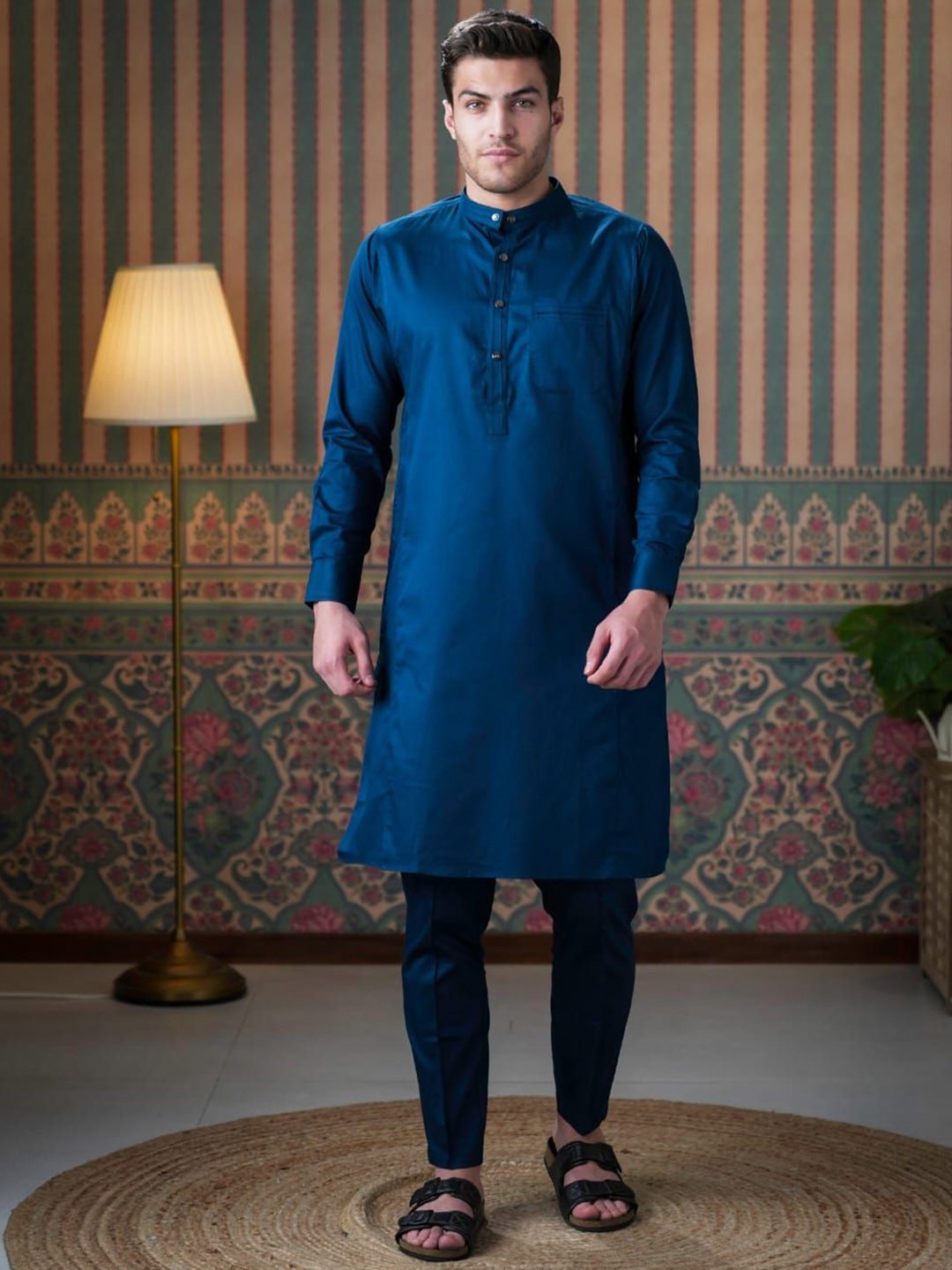 

MASHROO Men Regular Pure Cotton Kurta with Pyjamas, Turquoise blue