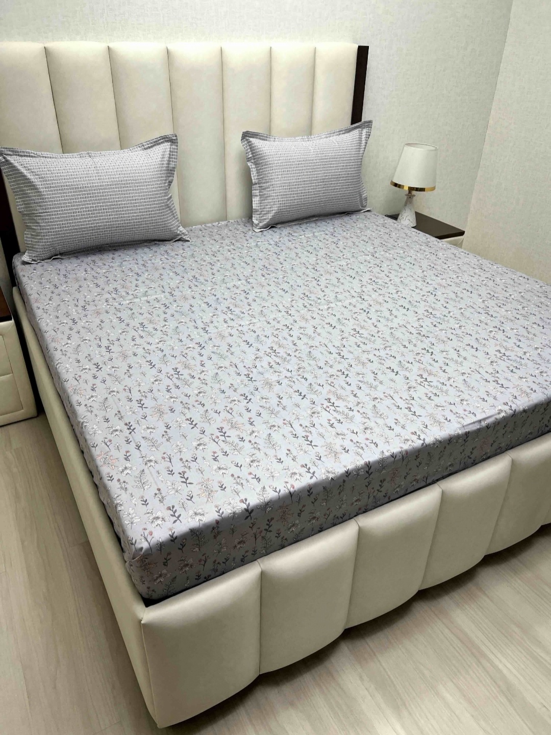 

Pure Decor Lifestyle Grey Printed Pure Cotton 380 TC King Bedsheet Set 2.74m x 2.74m