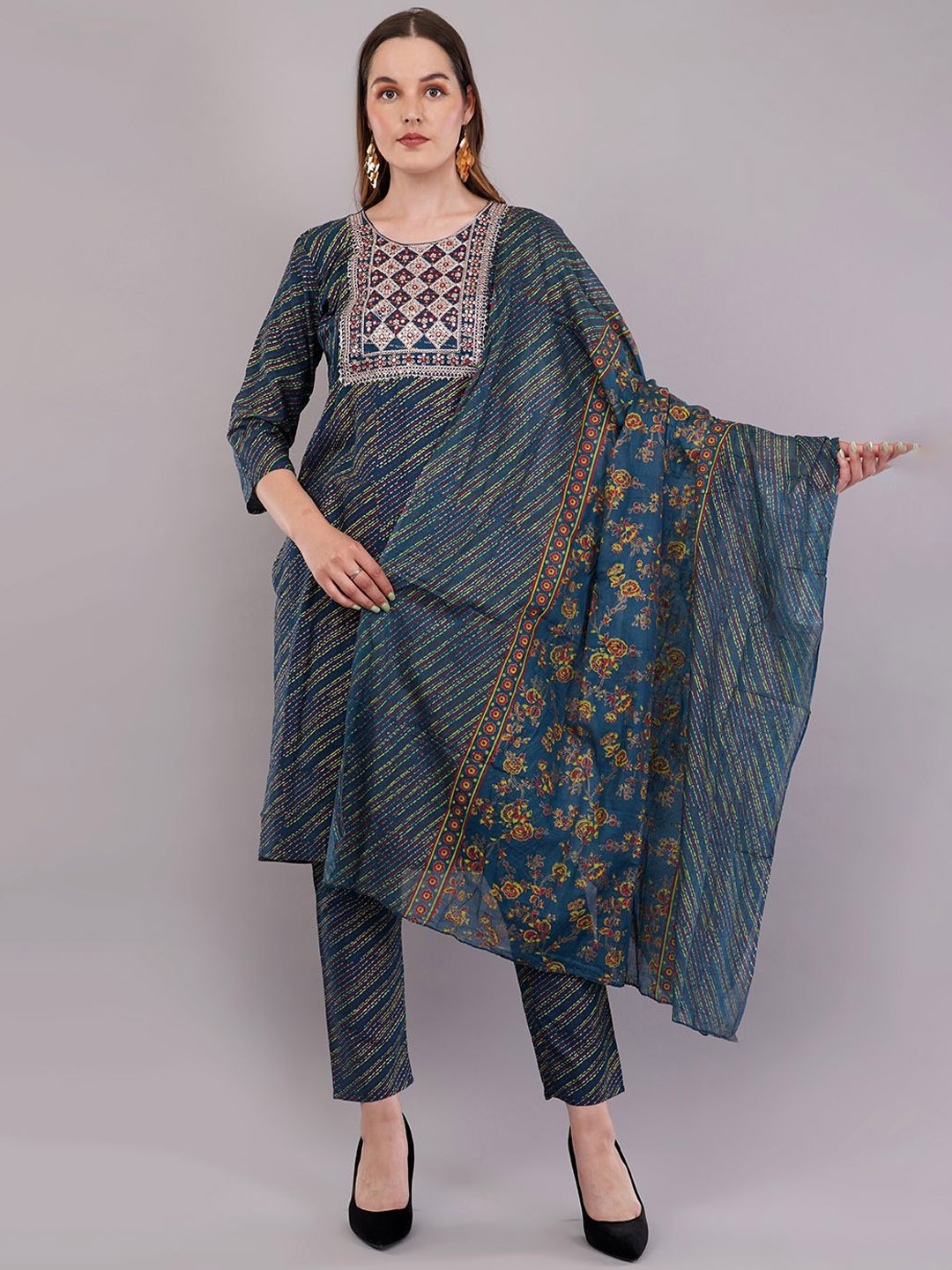 

Hunar Kala Abstract Printed Thread Work Muslin Silk Straight Kurta With Trousers & Dupatta, Navy blue