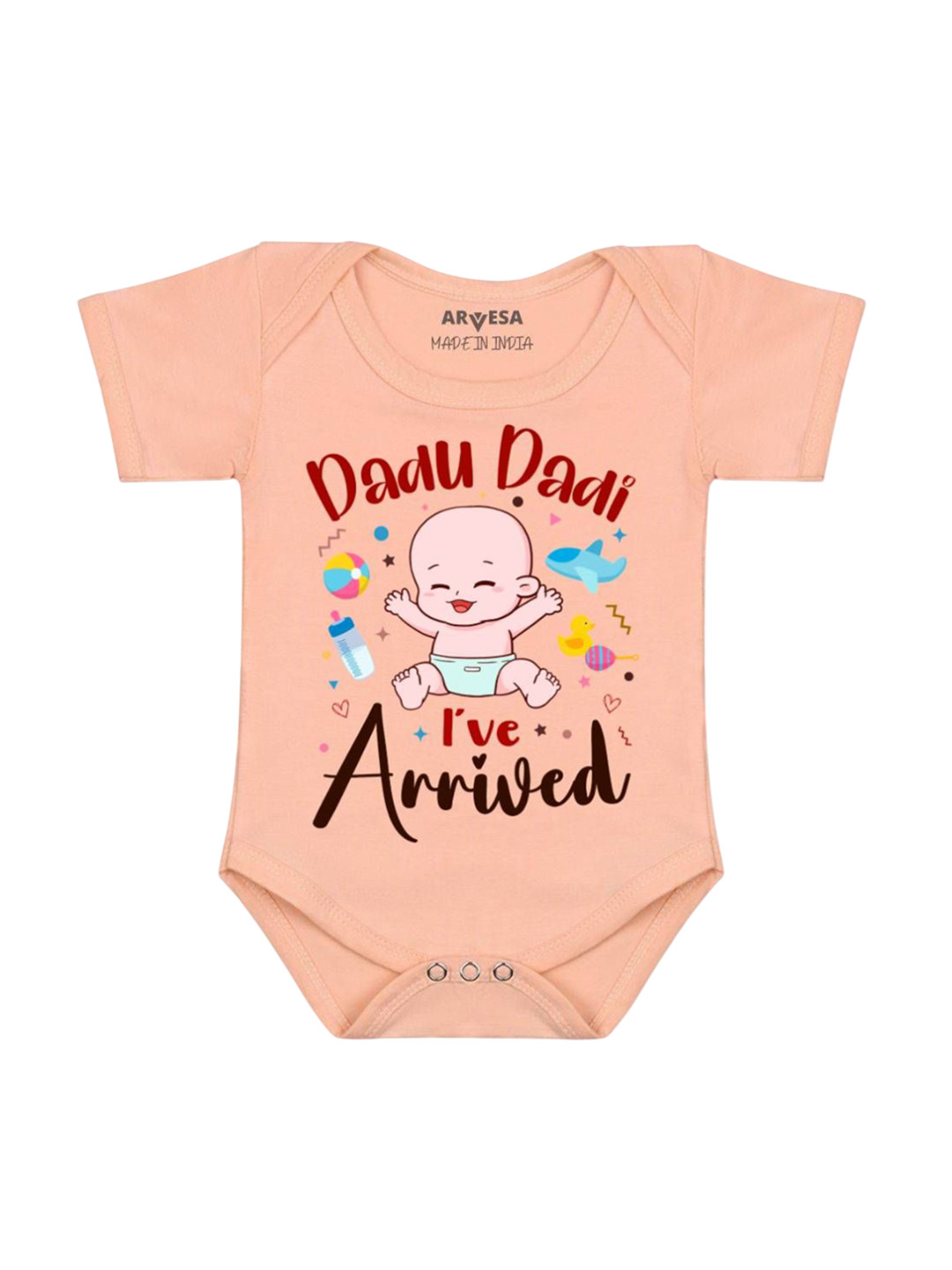 

Arvesa Kids Dada Dadi I Have Arrived Printed Romper, Peach