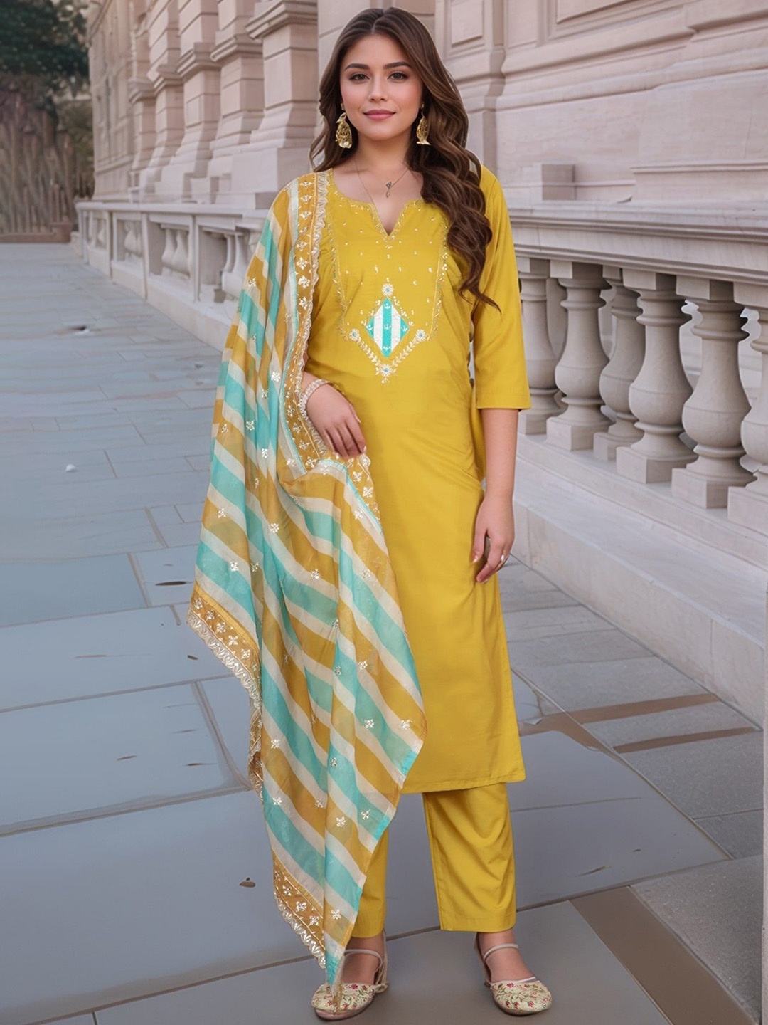 

DIVASTRI Floral Embroidered Sequinned Notch Neck Kurta With Trousers & Dupatta, Yellow