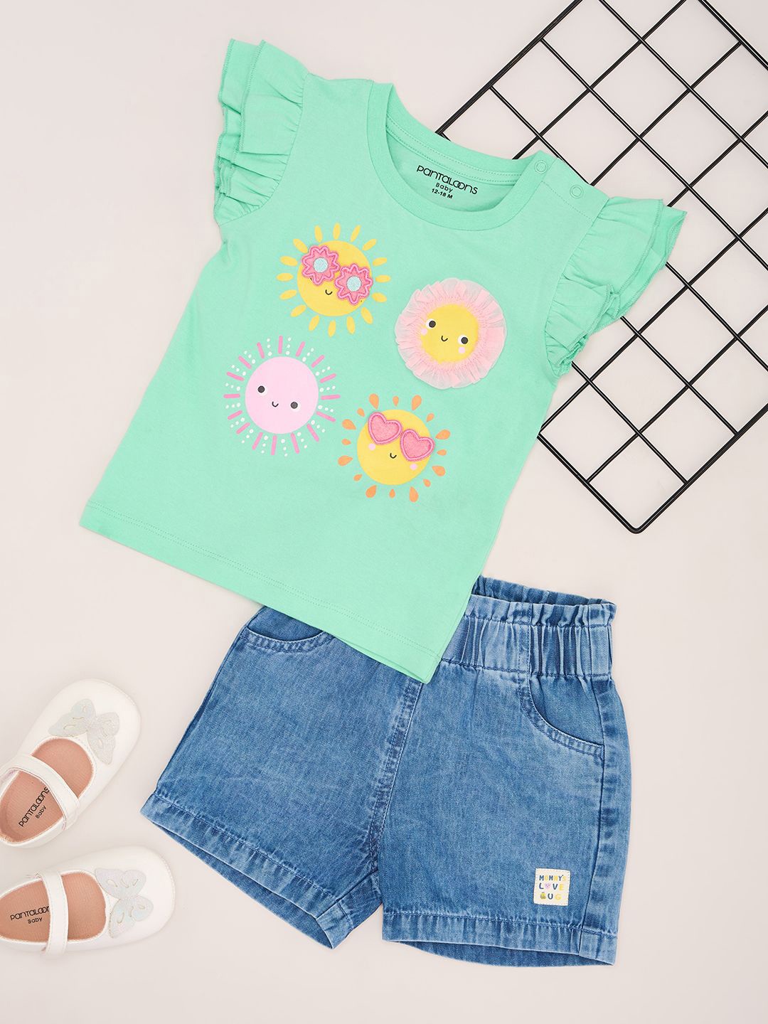 

Pantaloons Baby Girls Printed Pure Cotton Top With Shorts, Green