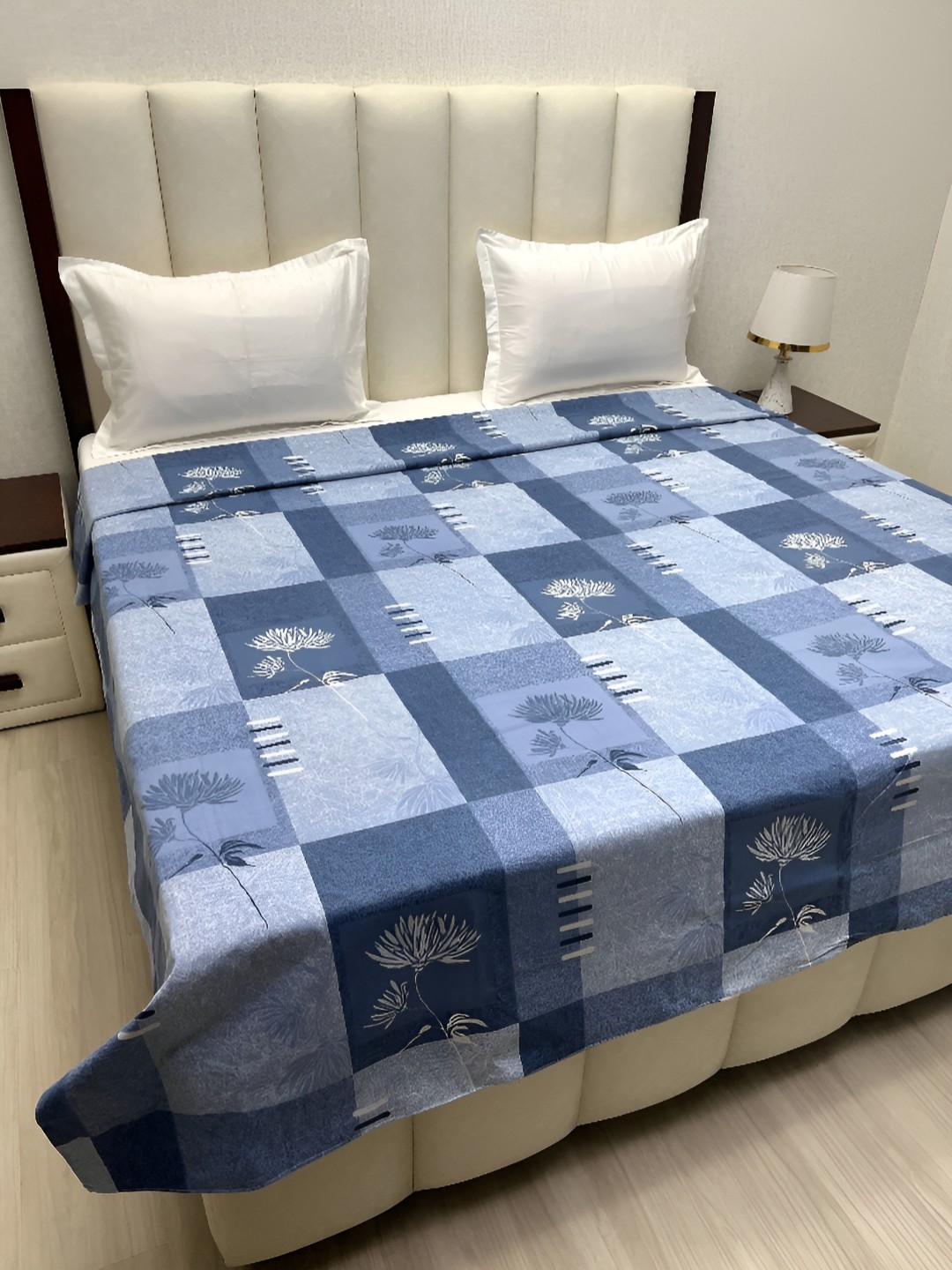 

Pure Decor Blue & White Printed Pure Cotton King Duvet Cover 2.23 m x 2.43 m