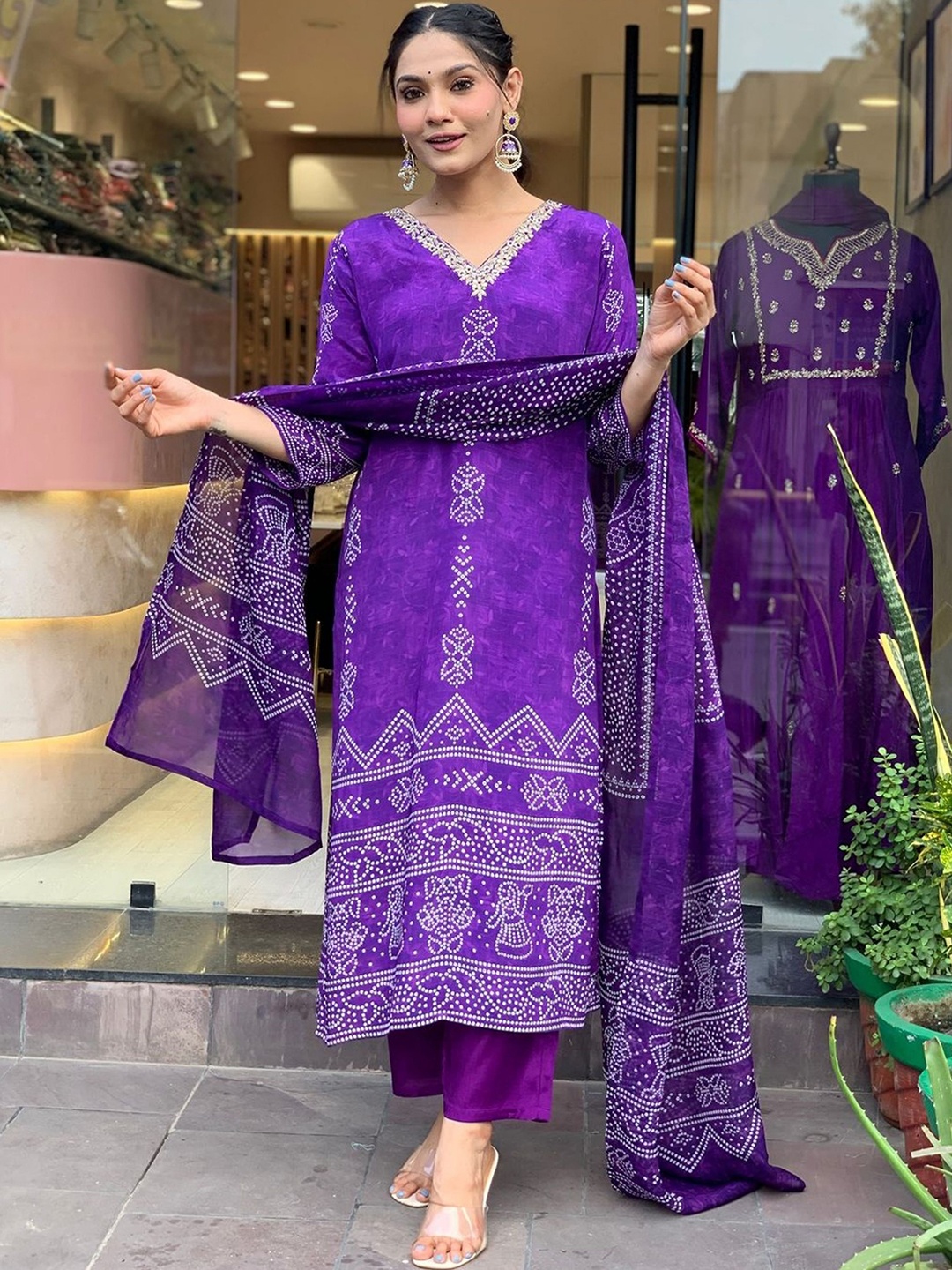 

NIZA FASHION Women Ethnic Motifs Embroidered Regular Thread Work Kurta with Trousers & With Dupatta, Purple