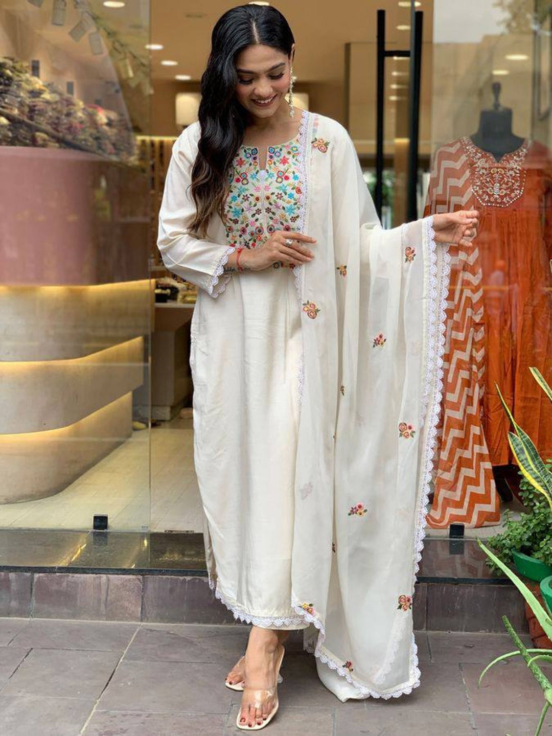 

NIZA FASHION Women Floral Embroidered Silk Kurta with Trousers & With Dupatta, Cream