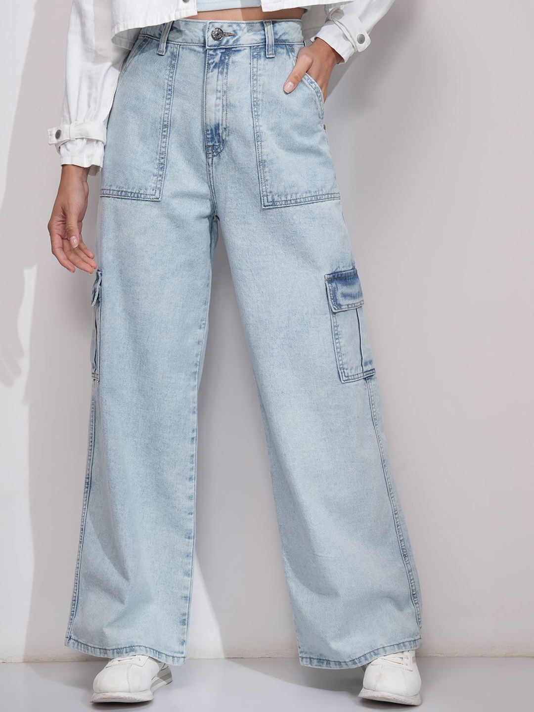 

Street By Tokyo Talkies Women Flared High-Rise Heavy Fade Stretchable Jeans, Blue