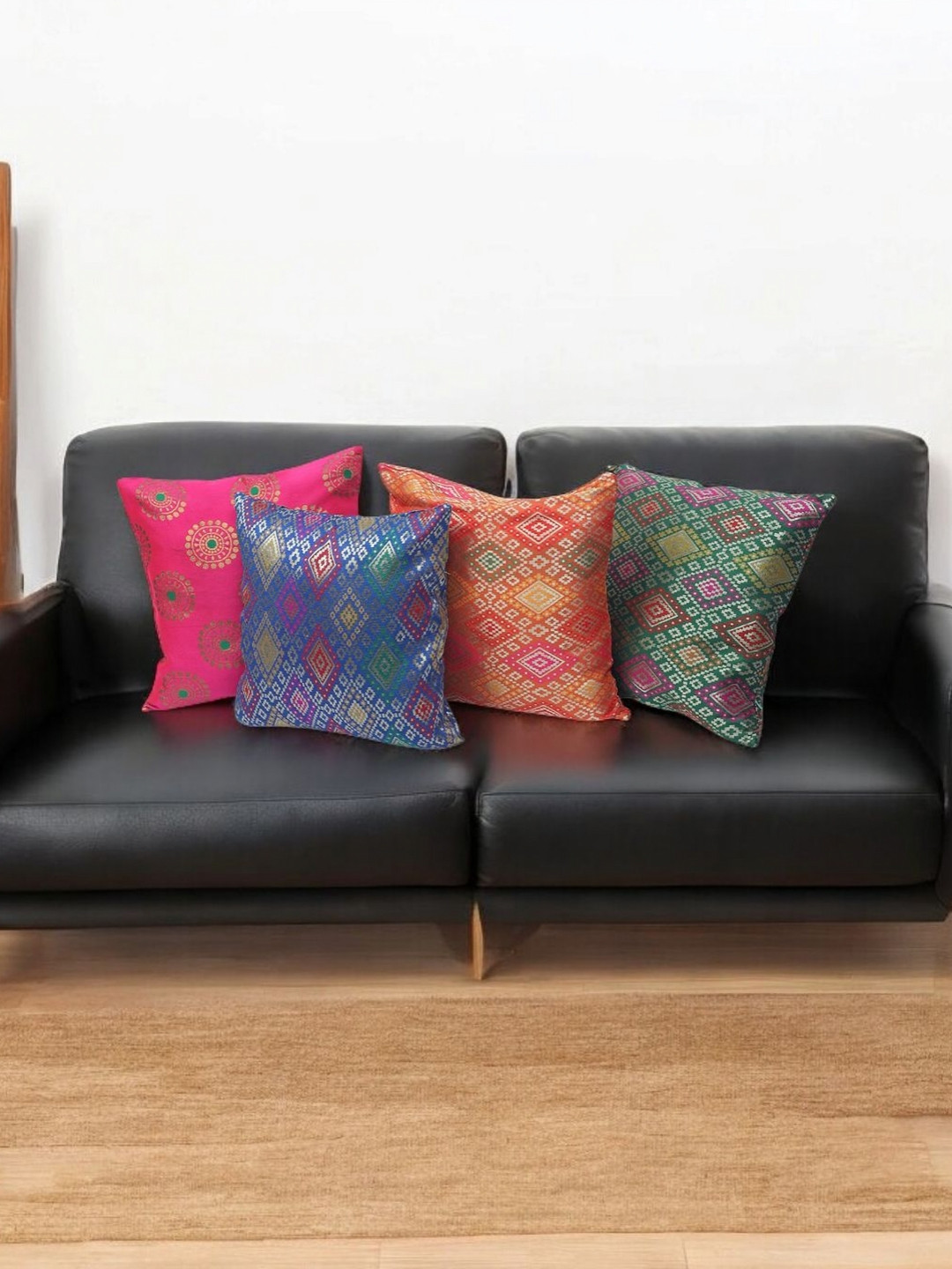 

Dhrohar Blue & Green Set Of 4 Geometric Pattern Silk Square Cushion Covers